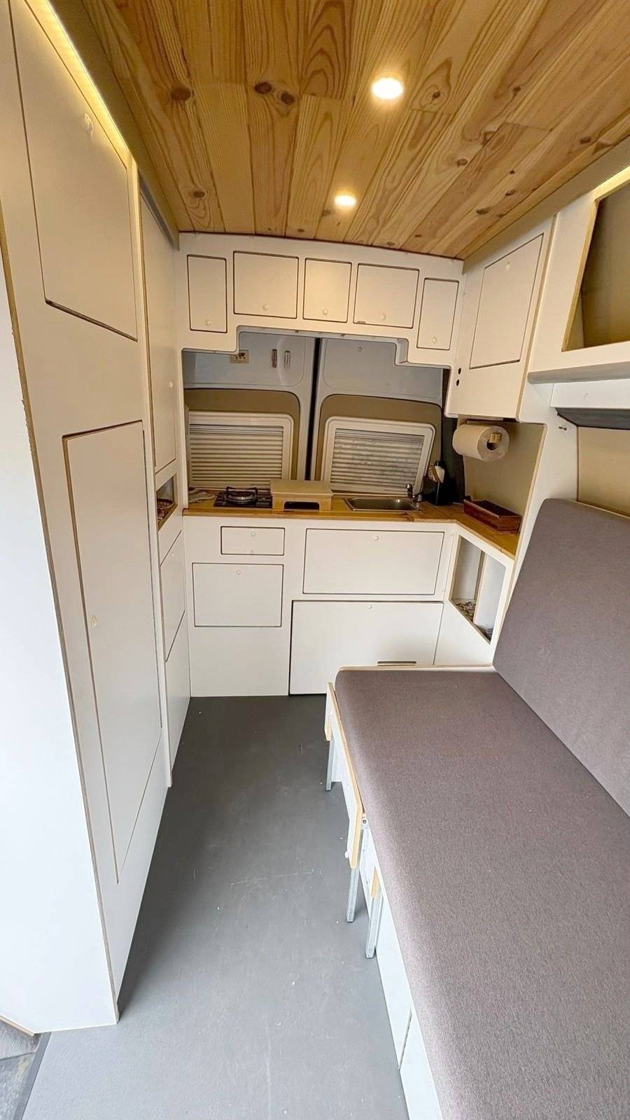 Comedor Volkswagen T6 2,0 l 120 ch - Yescapa