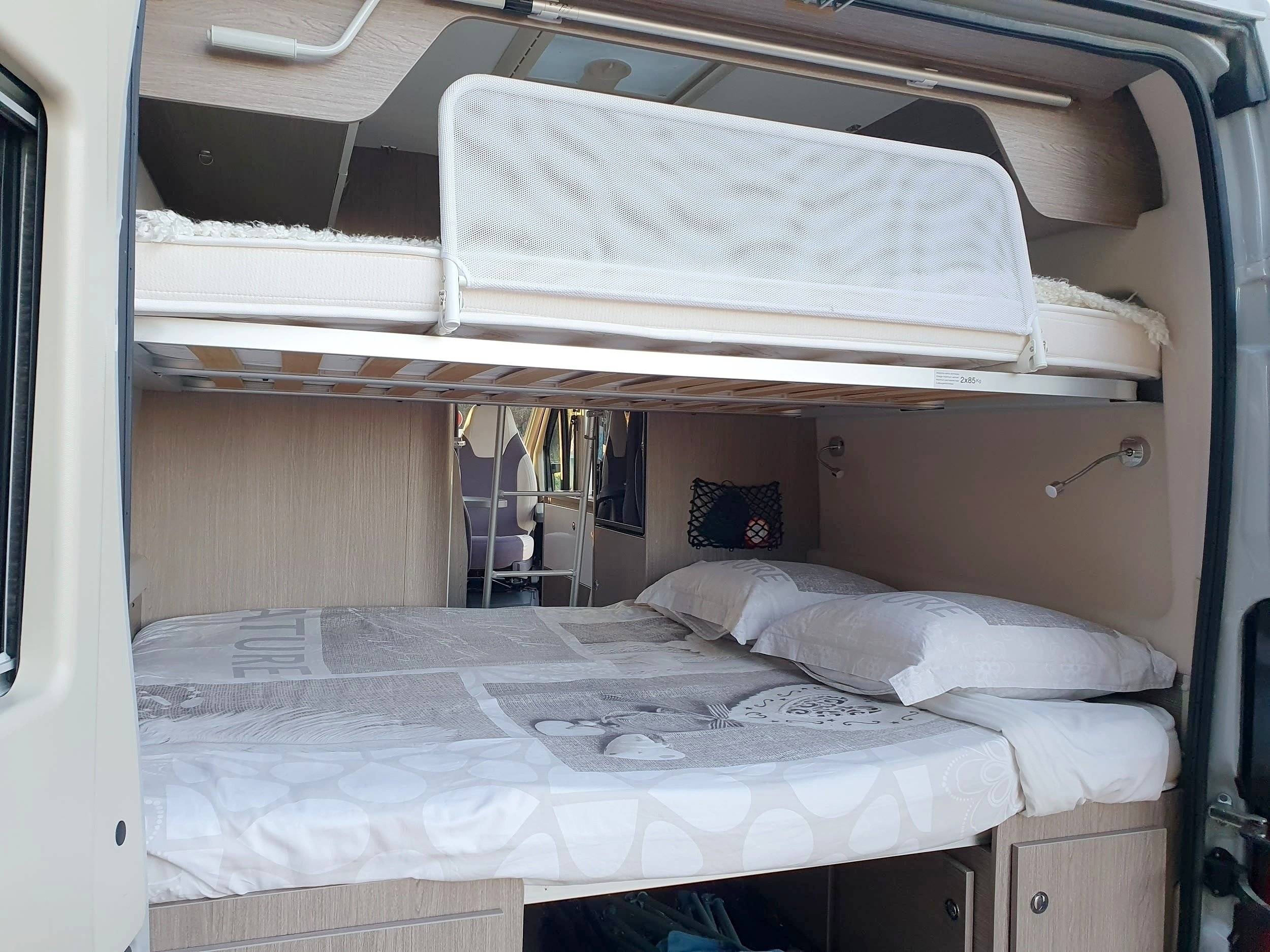 Schlafplätze Fiat V594 max VIP RoadLine - Yescapa