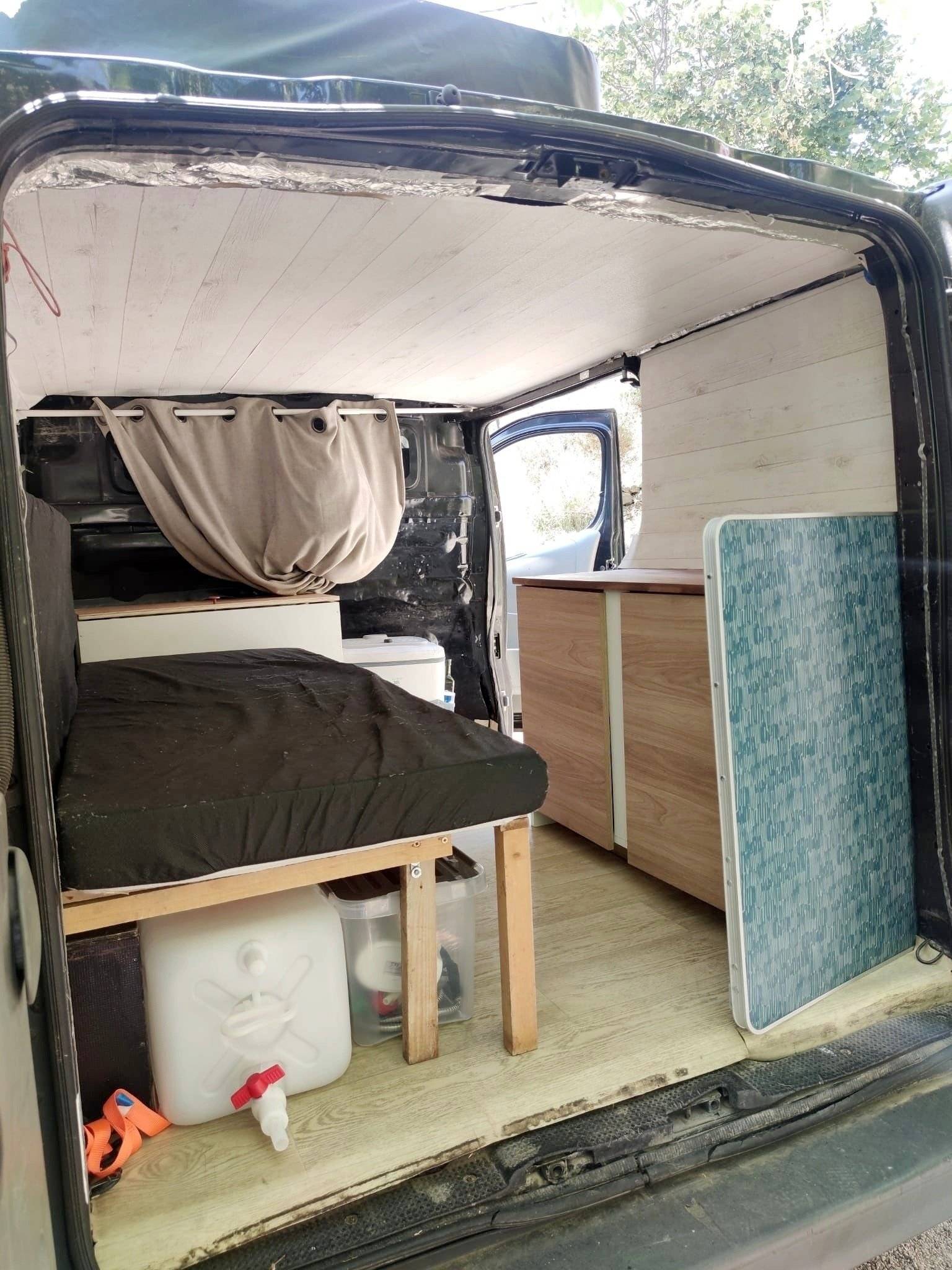Berth Renault Trafic 2 l 115 ch - Yescapa