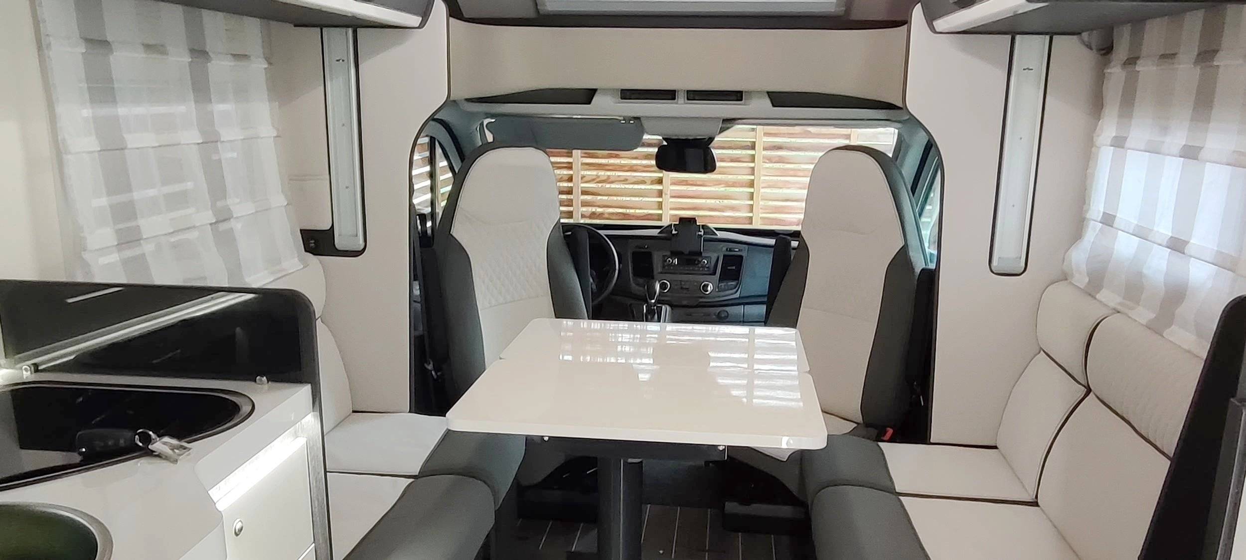 Coin repas Ford - Yescapa