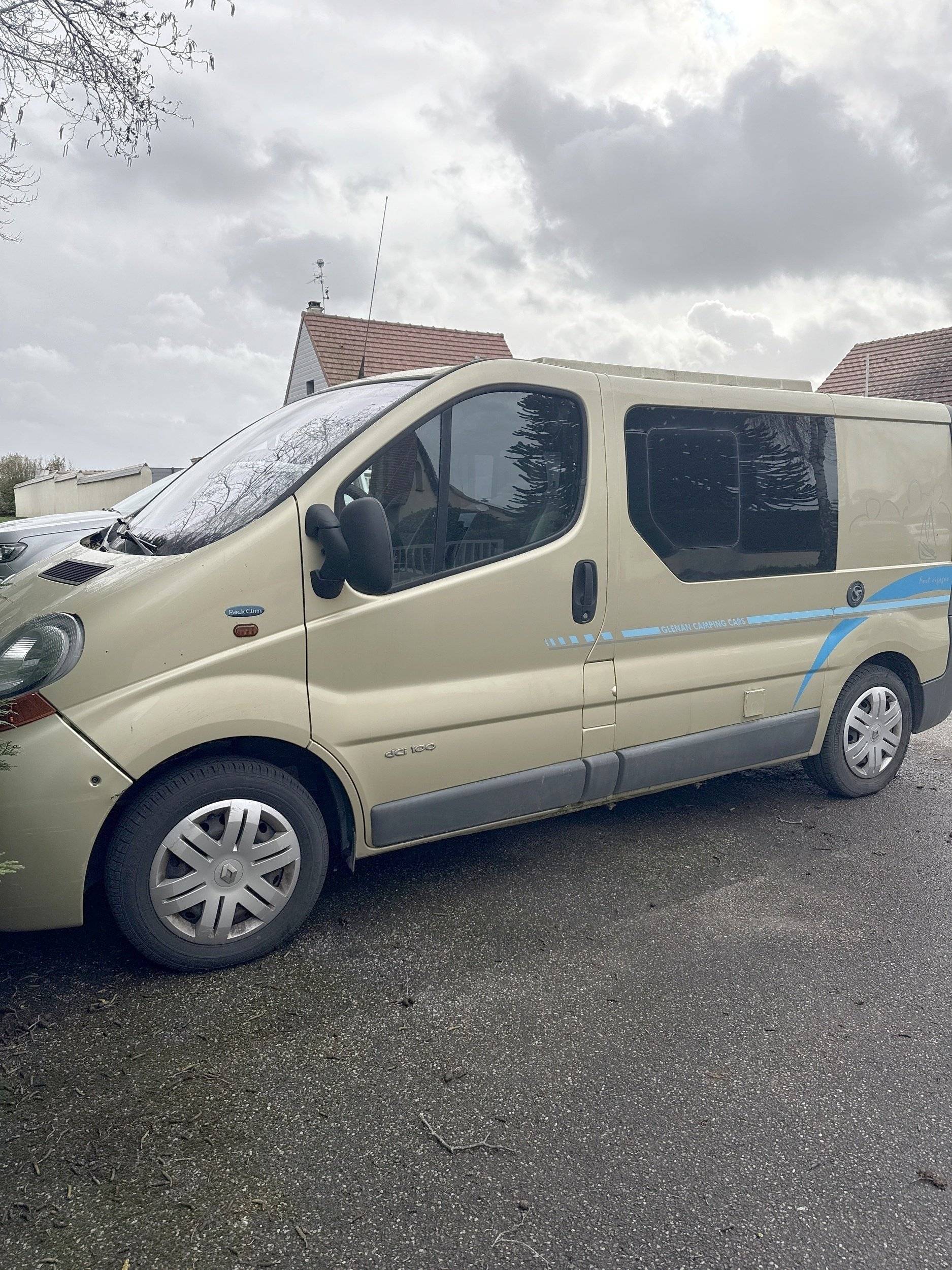 Glénan Concept Cars Trafic 1,5 l dci 90 ch