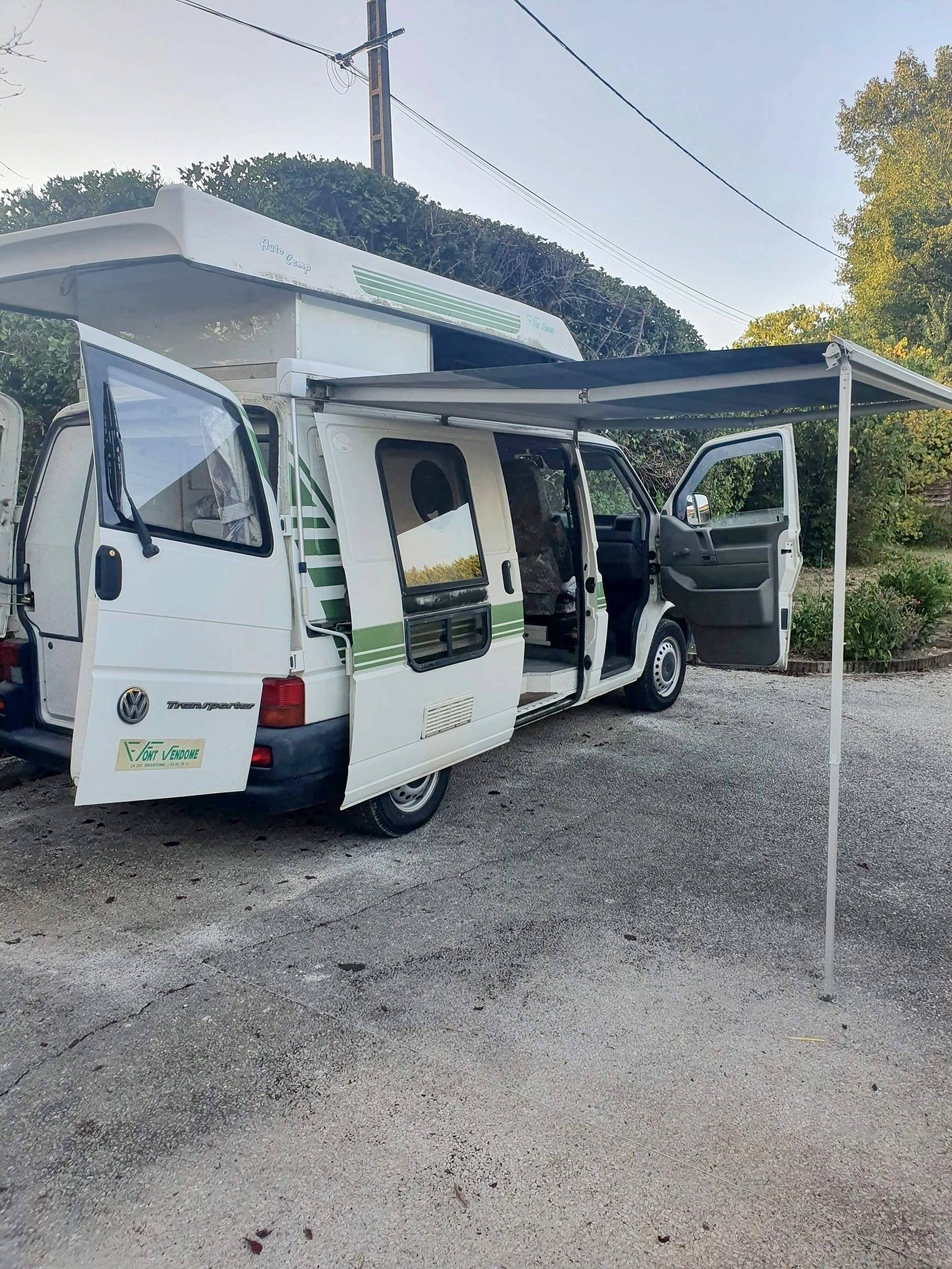 Voorkant 3/4 Volkswagen T4 1.9l TD - Yescapa