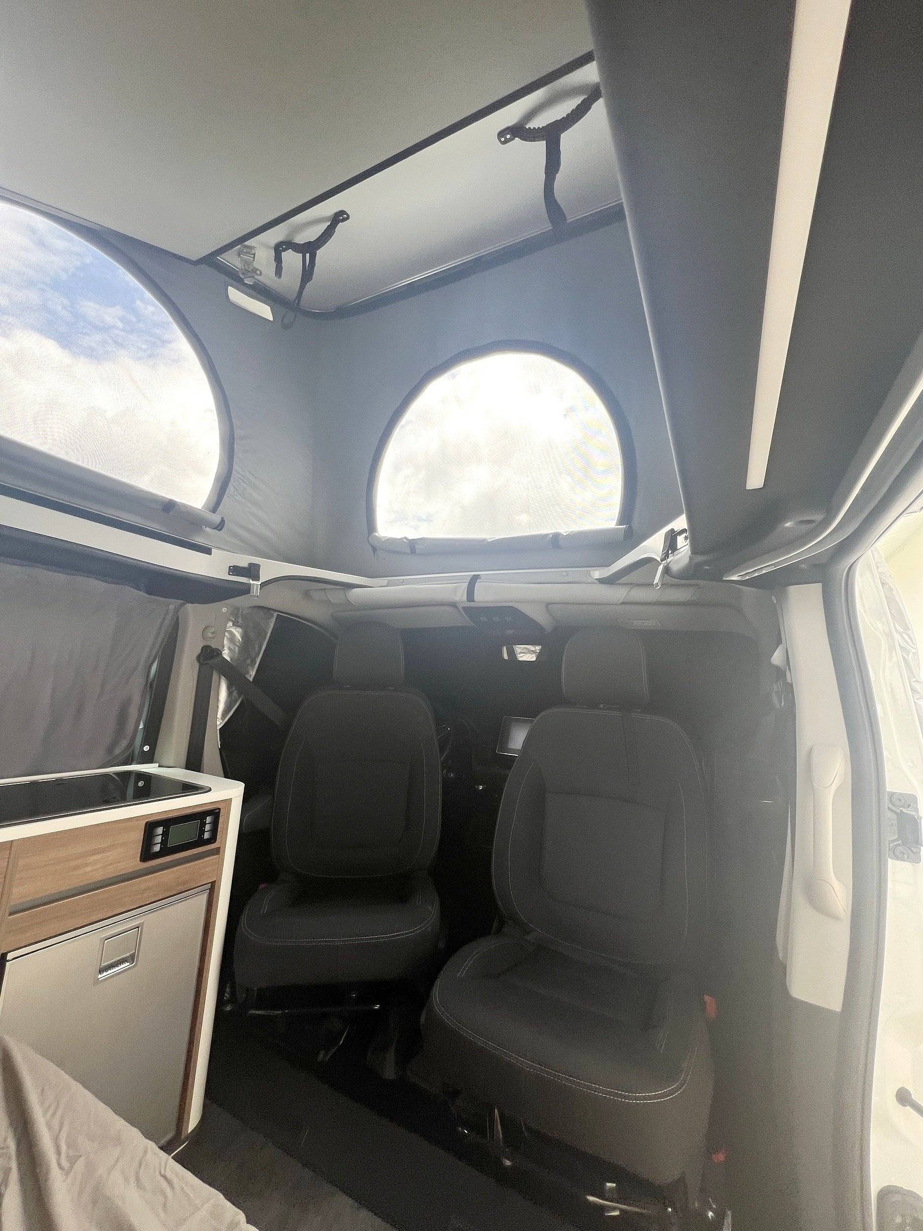 Dinette Renault Renault Trafic - Yescapa