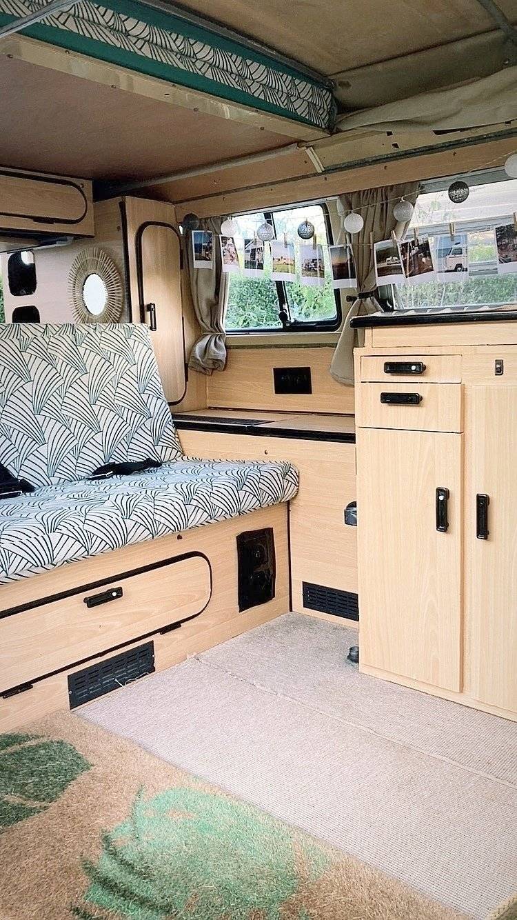 Volkswagen Combi Bay Window Westfalia 