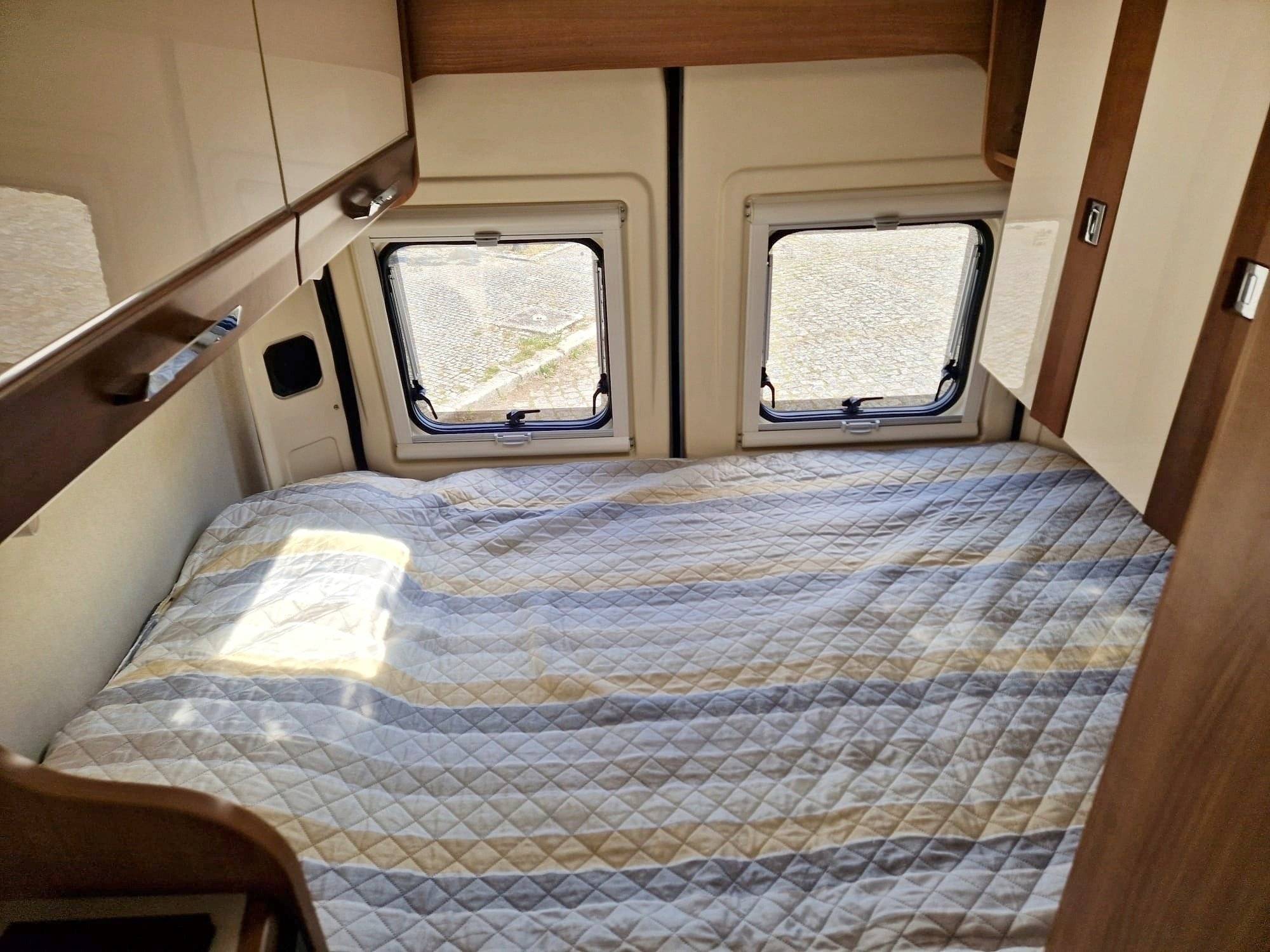 Plazas en cama Fiat 2,3 l 130 ch - Yescapa