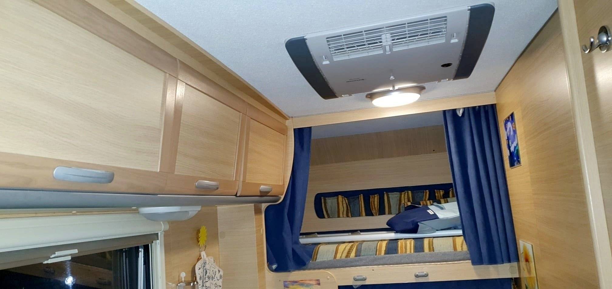 Couchages Fiat Ducato 2,3 130 ch - Yescapa