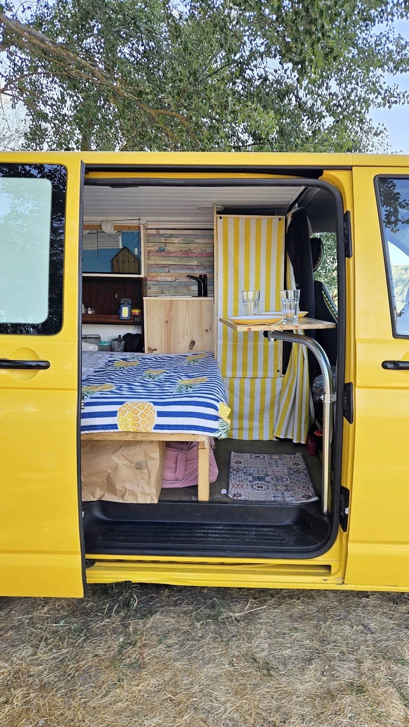 Volkswagen Transporter T5 1,9 TDI