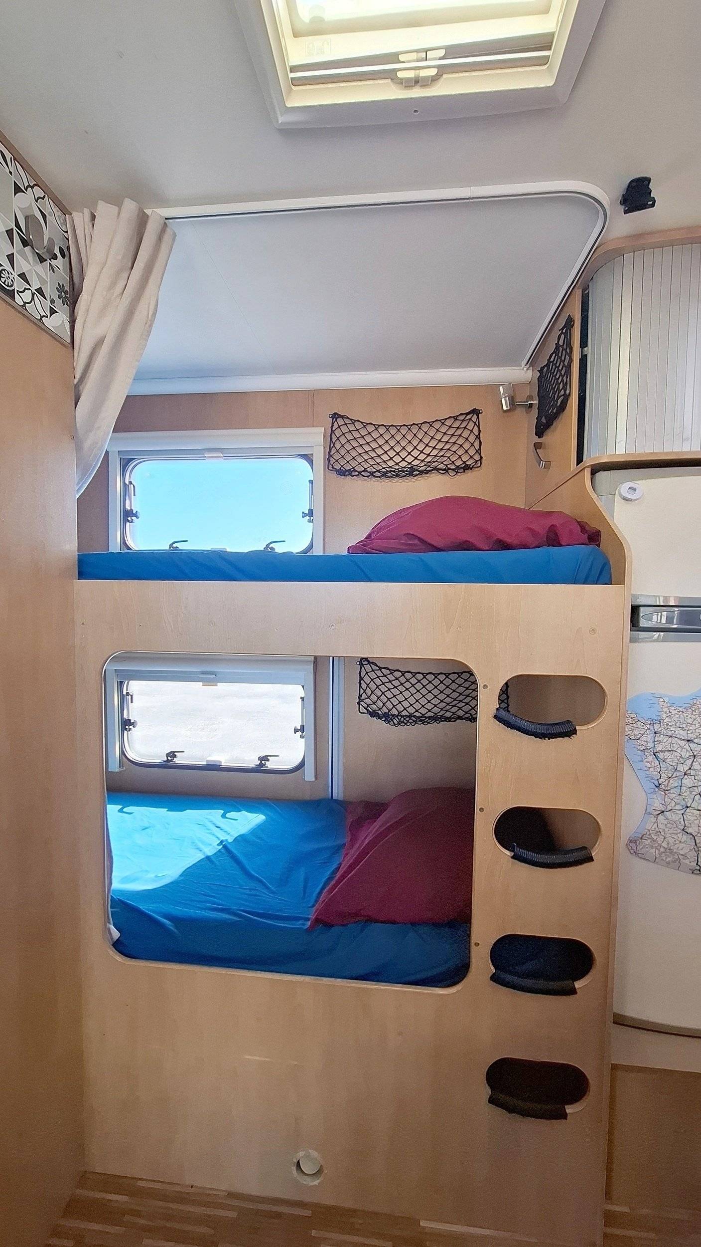 Schlafplätze Fiat Ducato 2,3 l Multijet 130 ch. - Yescapa