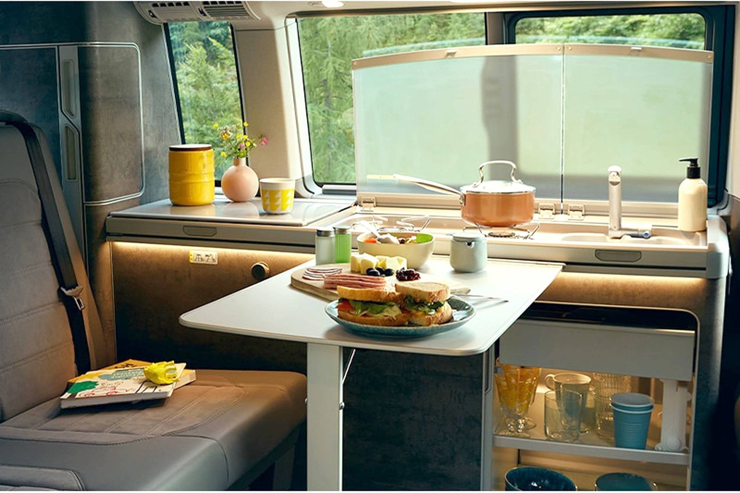 Coin repas Volkswagen T6 2,0 l 150 ch - Yescapa