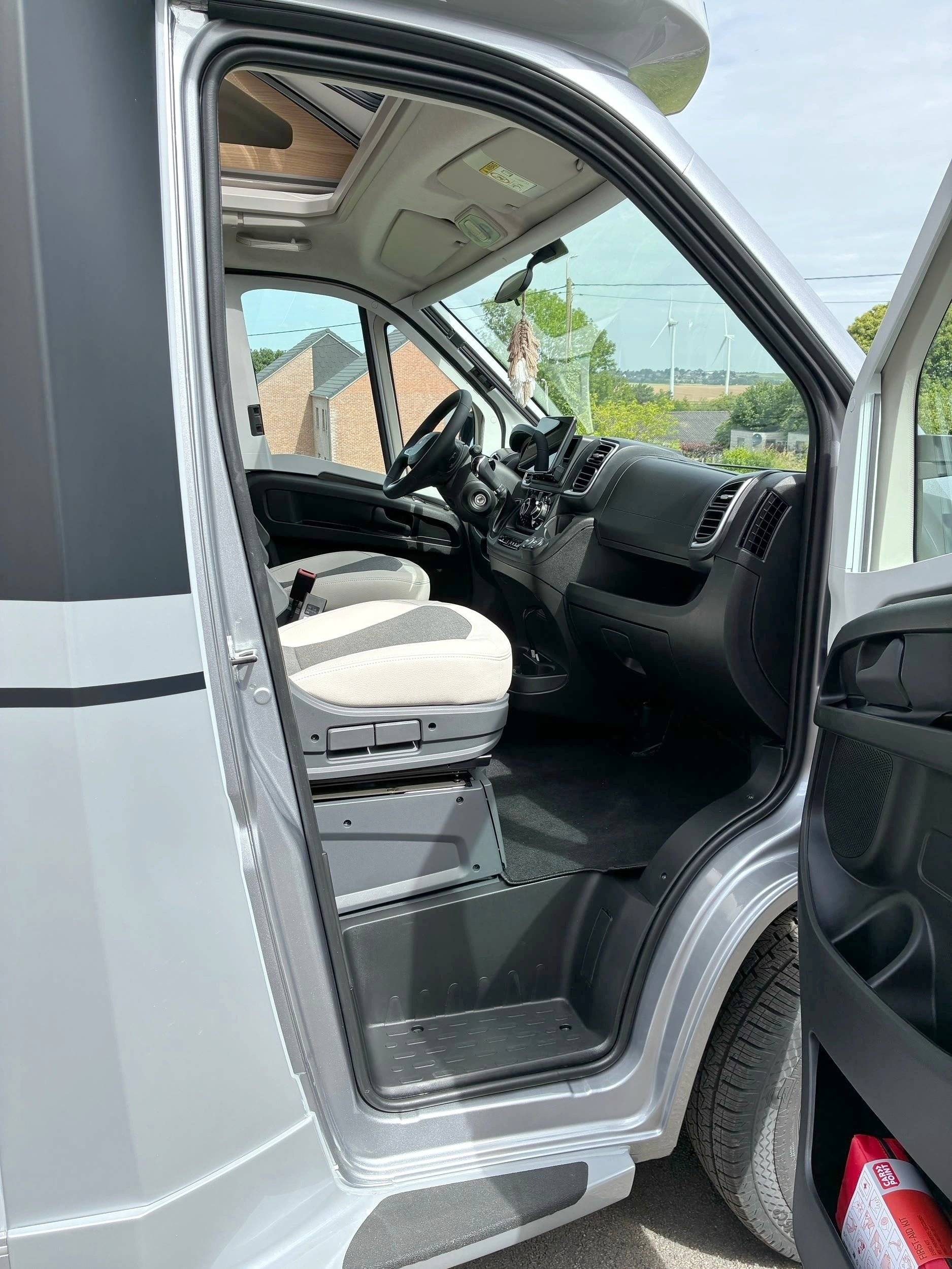 Adria MATRIX 670SL