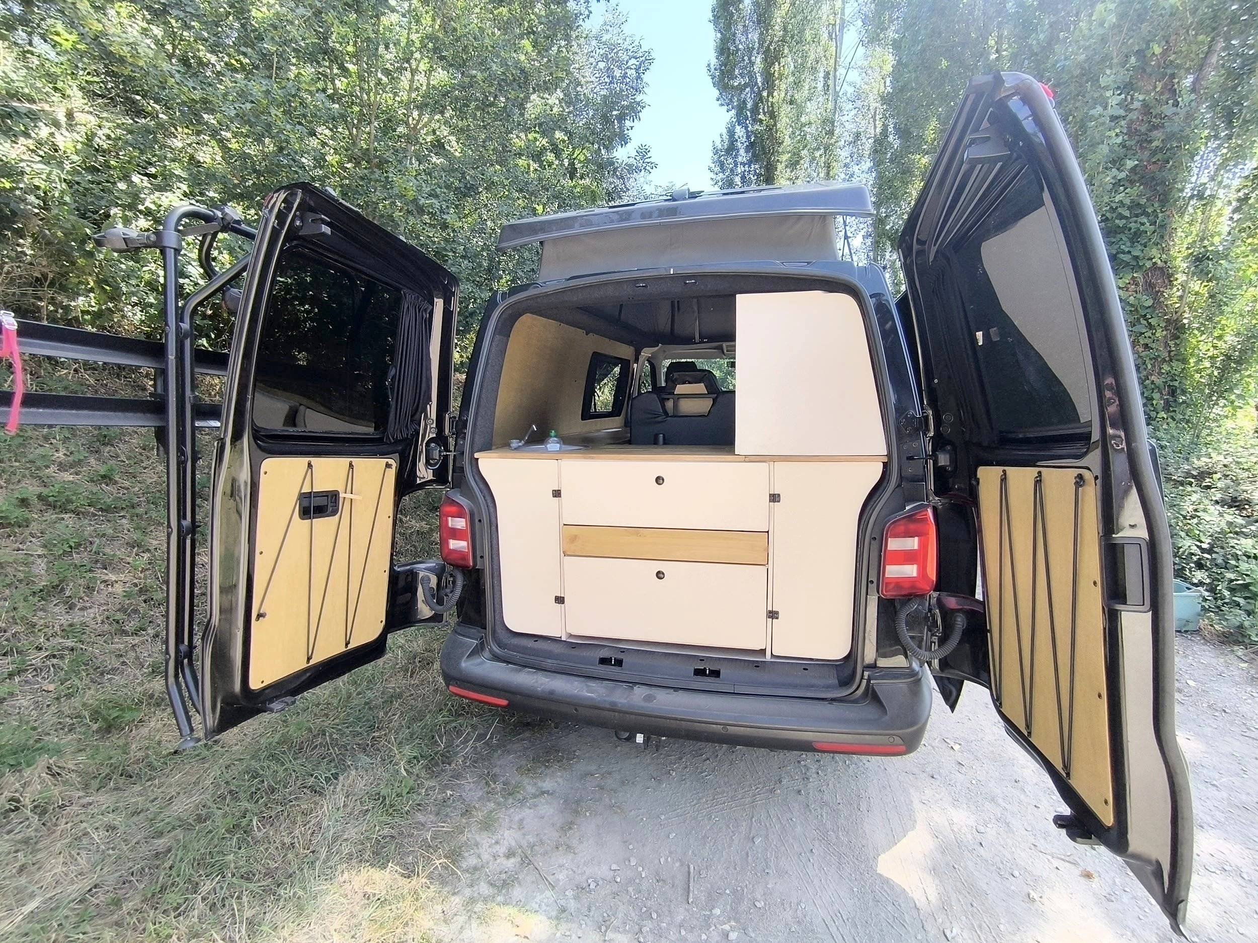 Volkswagen T6 Court L1H1 2 l 102 ch