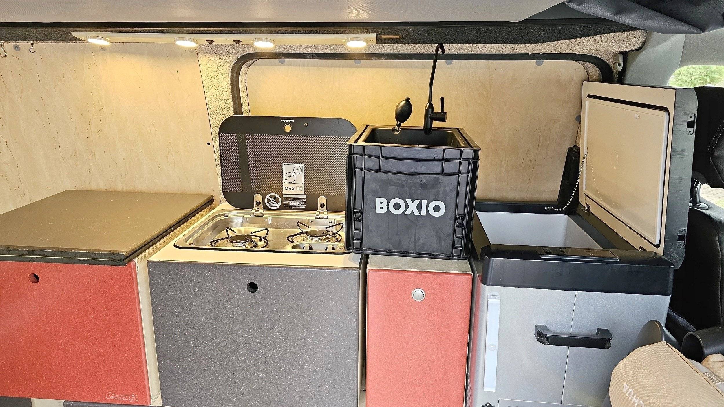 Combeing Combeing full