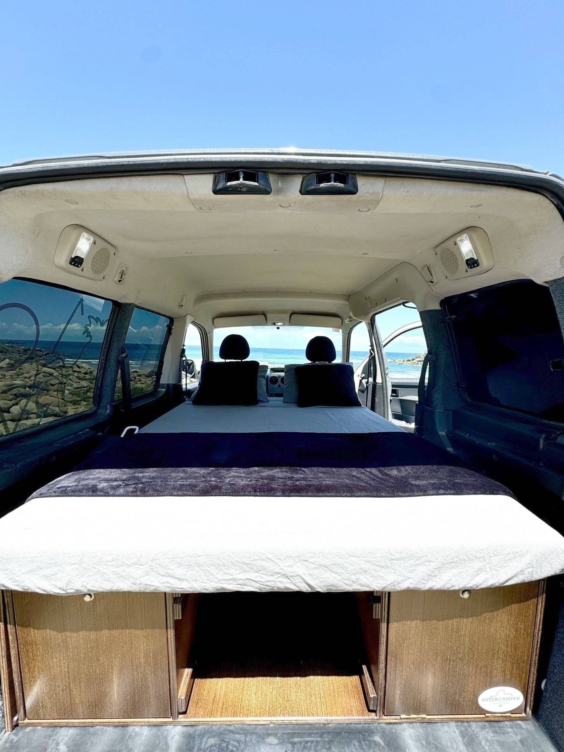 Couchages Peugeot Partner - Yescapa