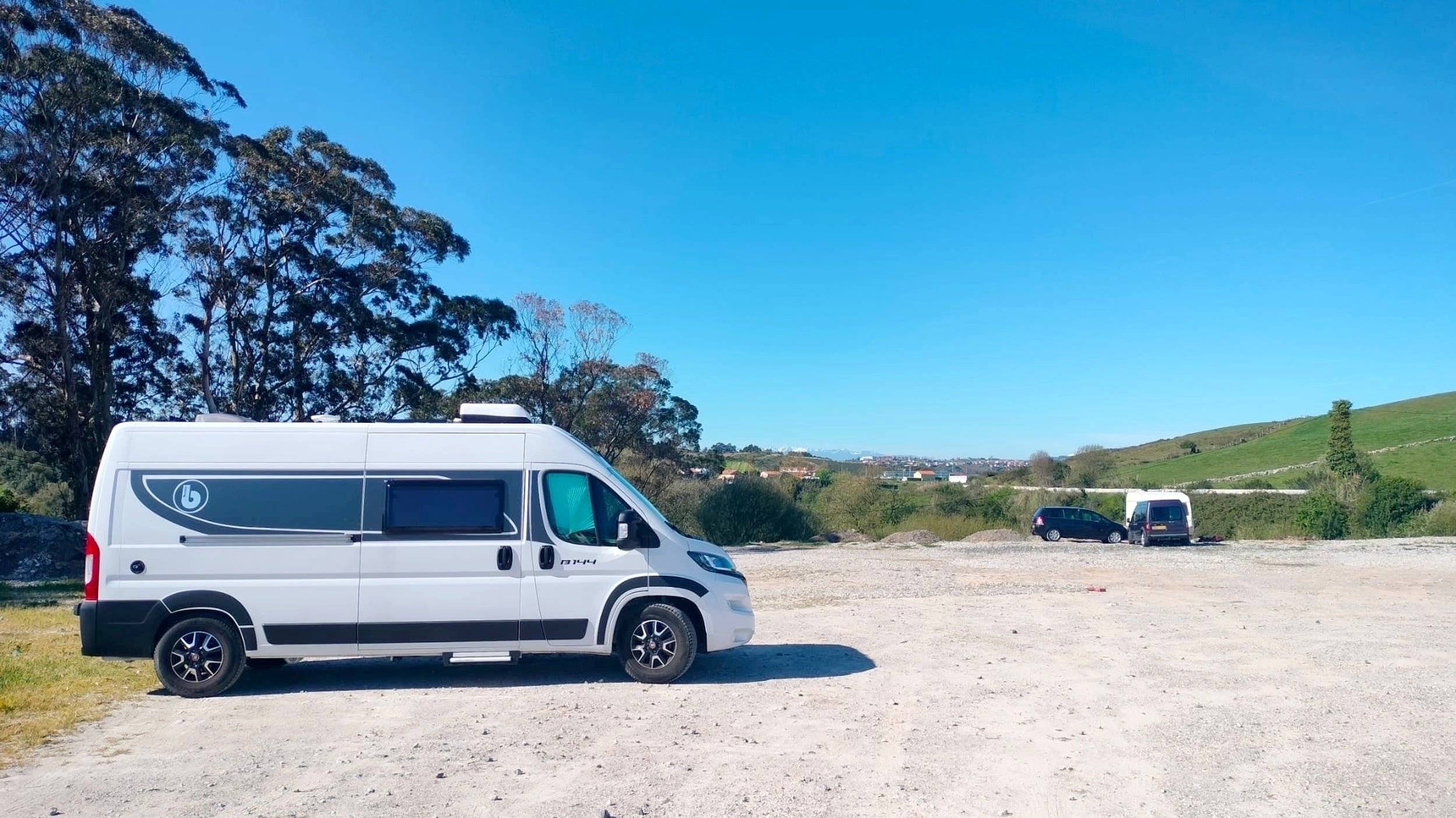 Benimar Benivan B144