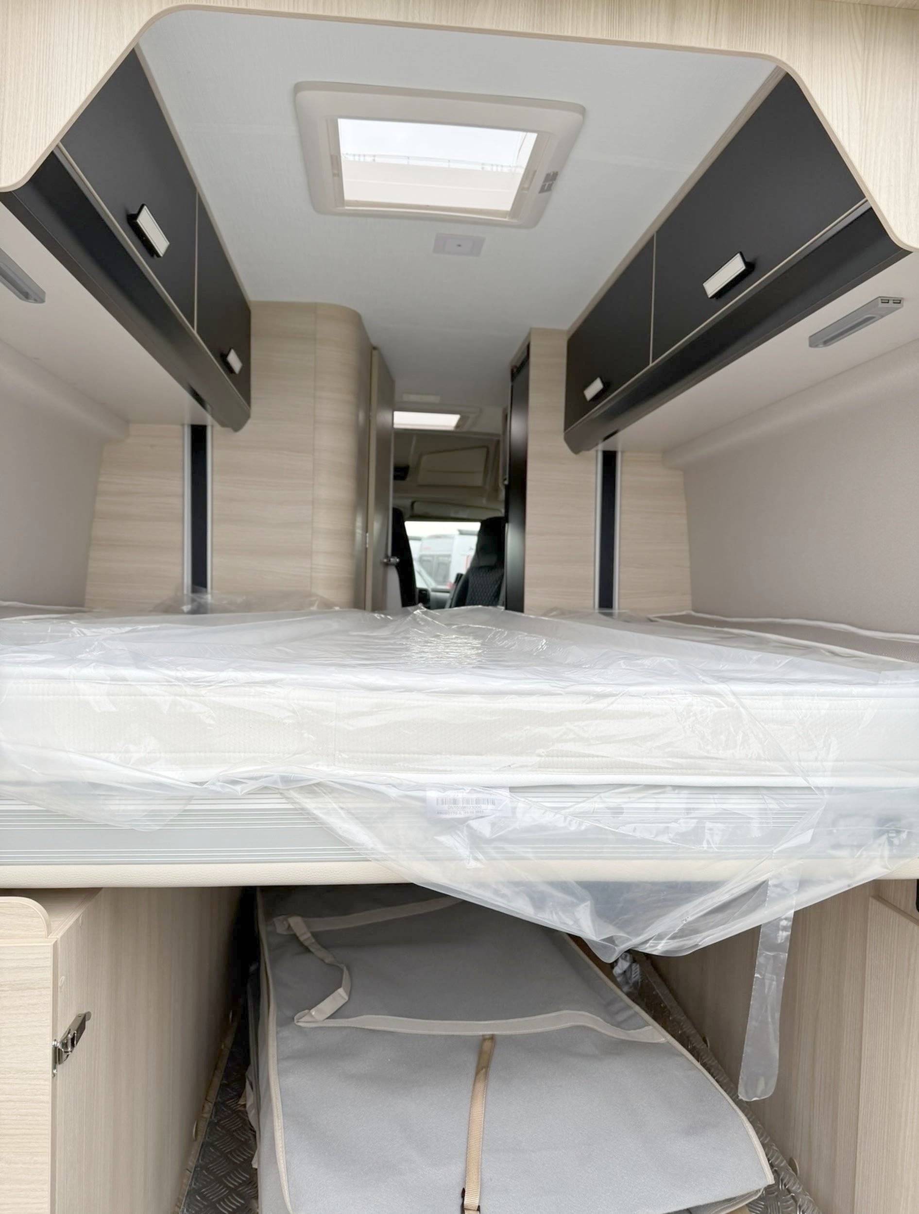 llits Fiat Ducato 2,2 140 cv AUTOMATIQUE - Yescapa