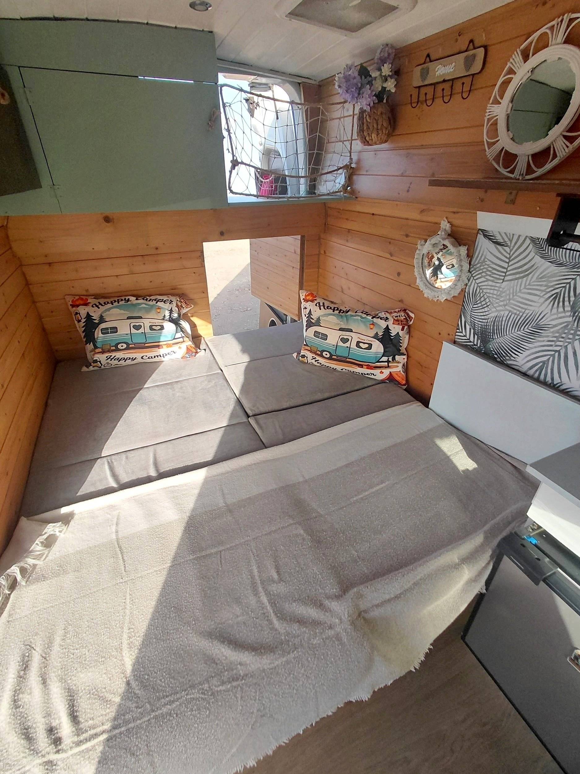 Berth Opel opel vivaro L2H1 - Yescapa