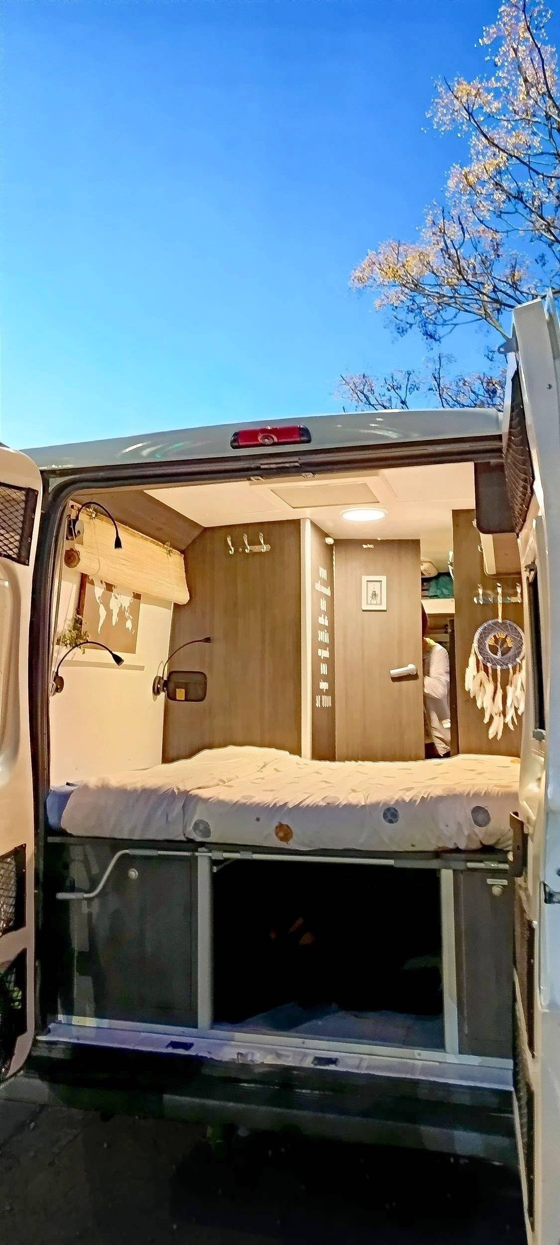 Couchages Peugeot PEUGEOT BOXER L3H2 - Yescapa