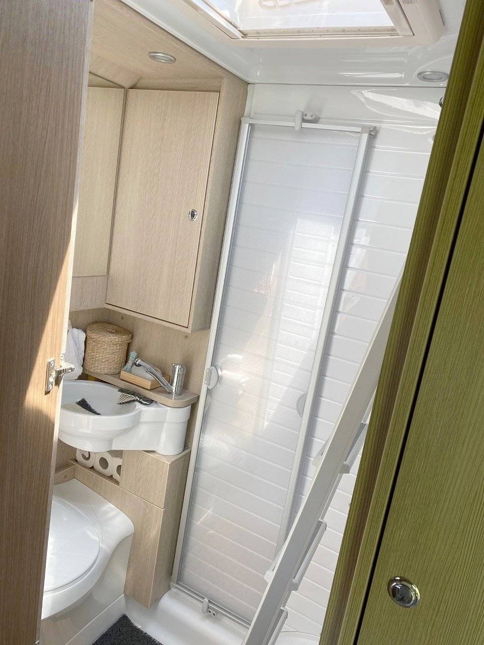 Bürstner ixeo time 586