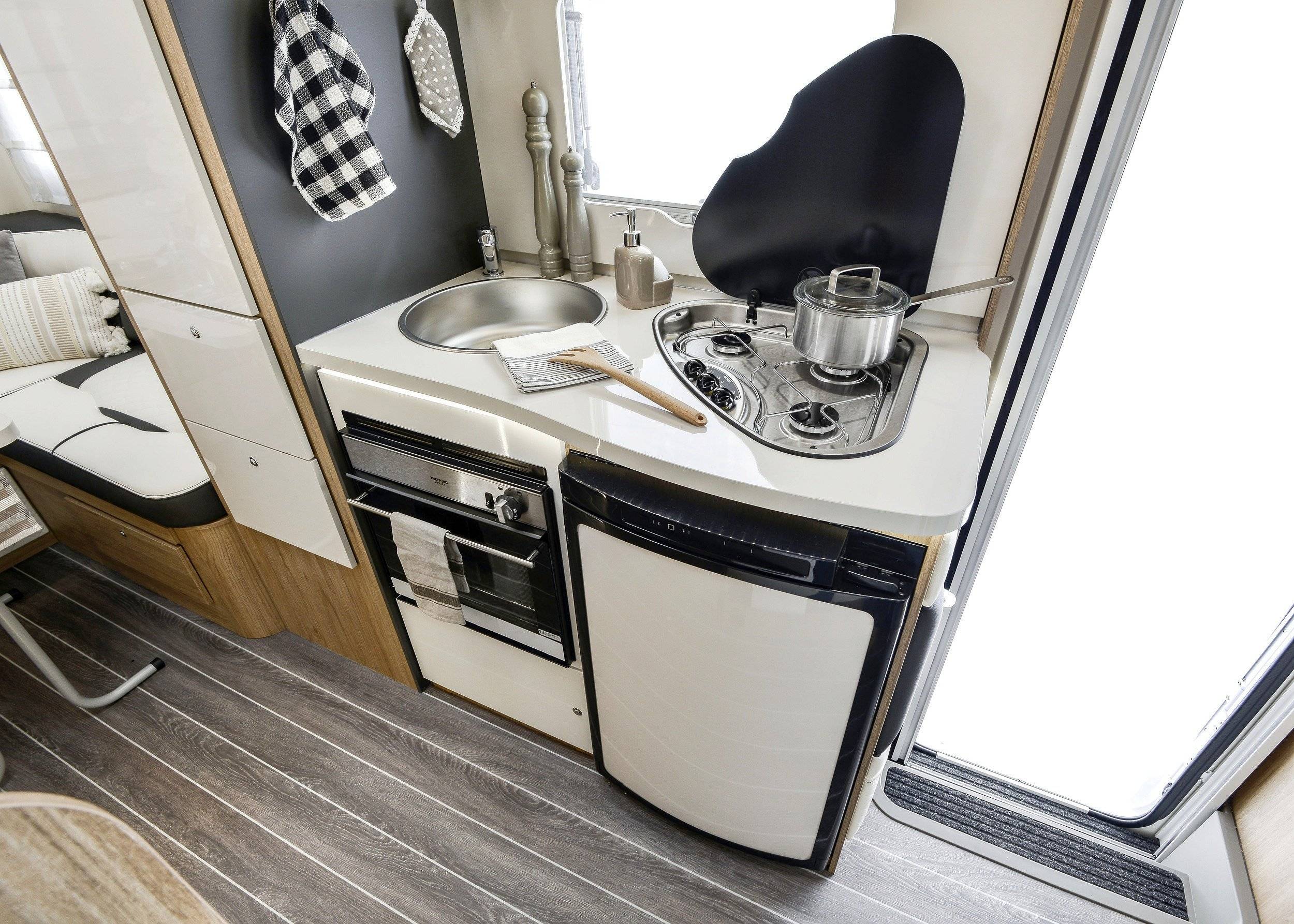 JG Navigator Standard 5 Auto Base JG Navigator Standard 5 Auto Base