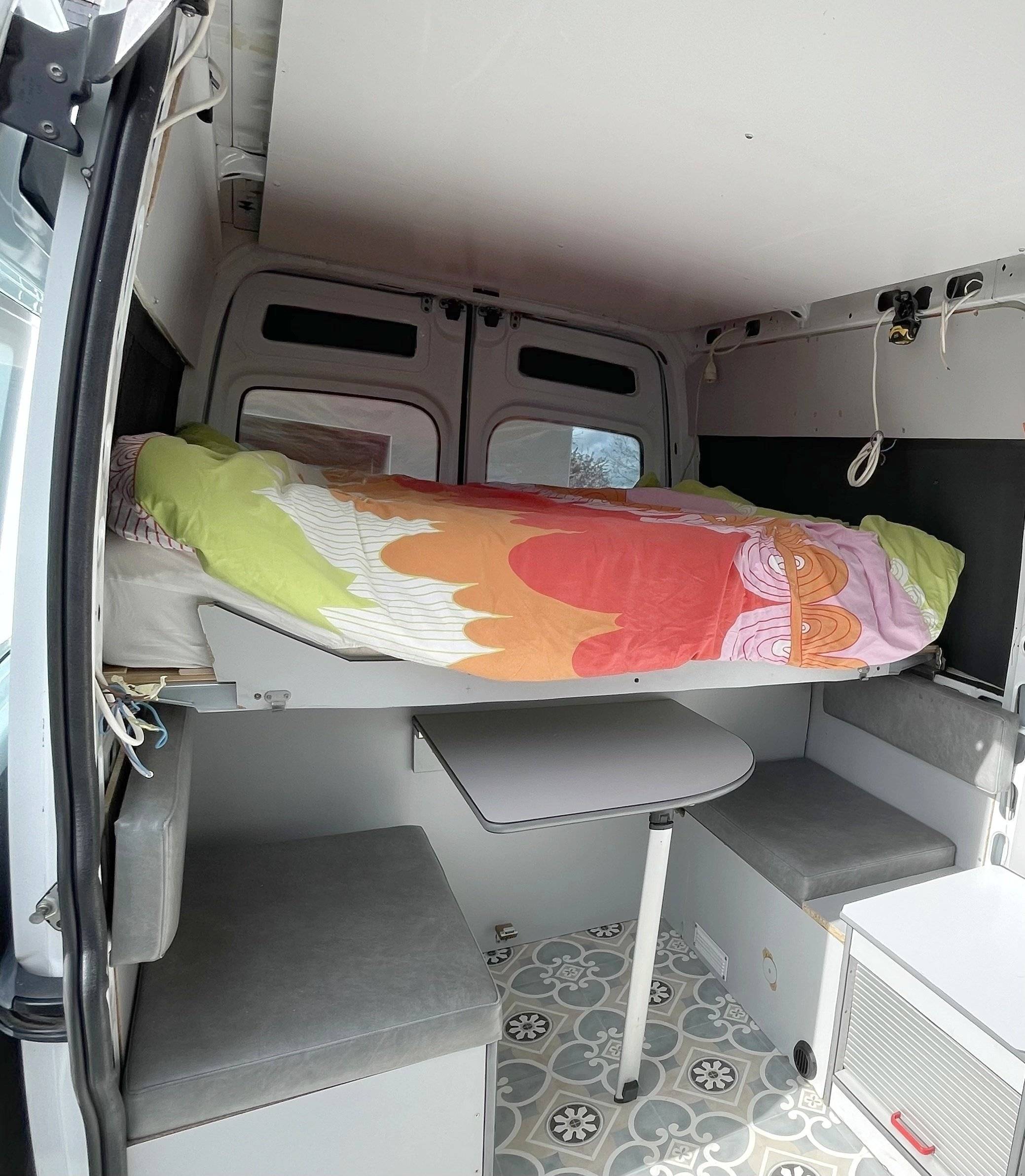 Berth Renault Master 2,5 l dCi 120 ch. - Yescapa