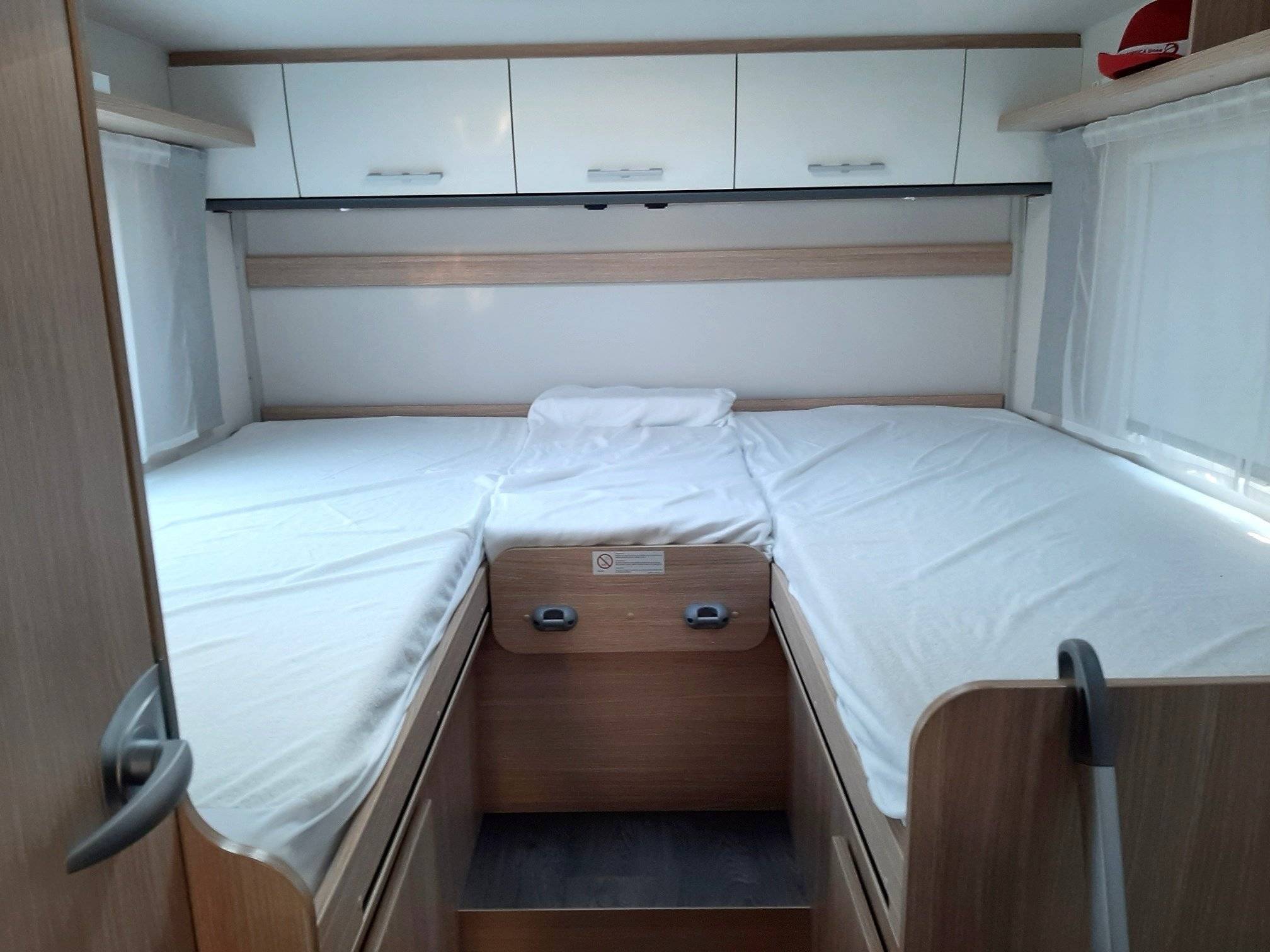 Couchages Fiat DUCATO 2.3 140CV - Yescapa