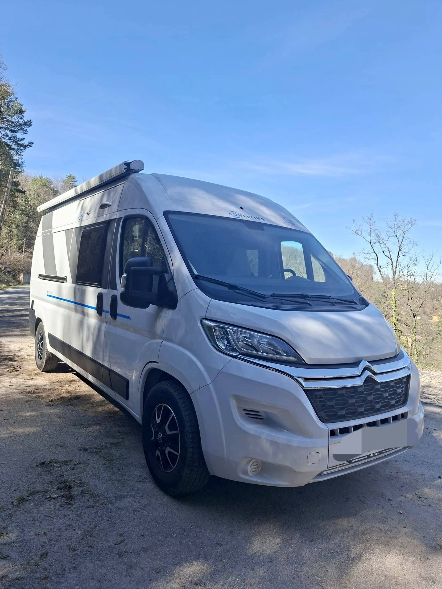 Adria SunLiving V60SP