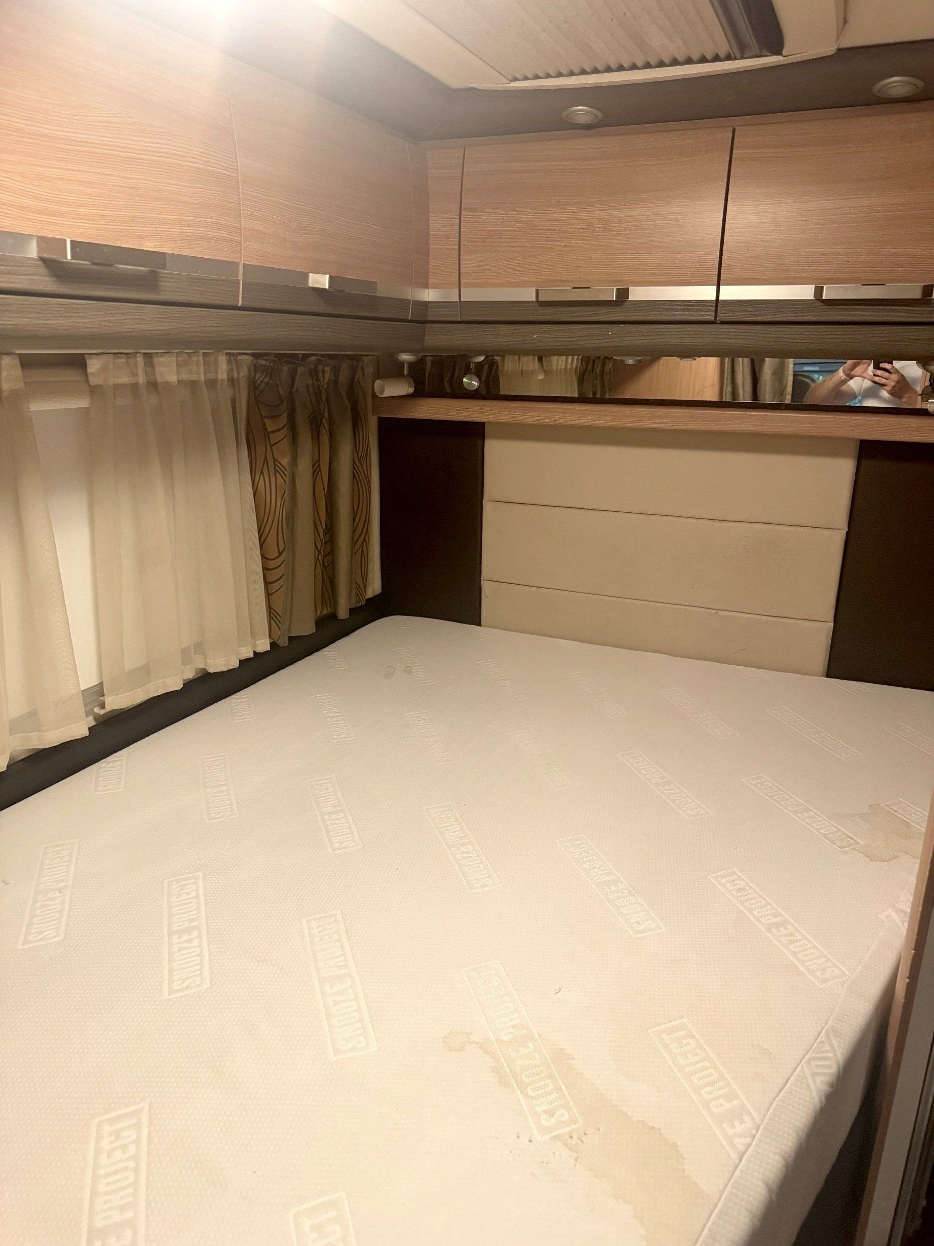 Plazas en cama Fiat Ducato - Yescapa