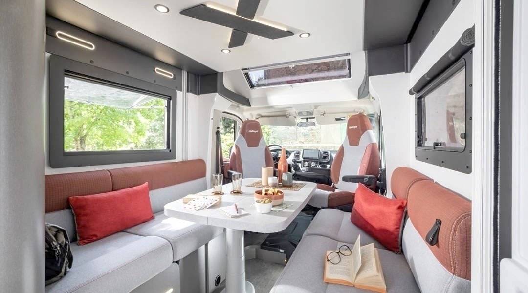 Challenger 2,3 l 140 ch.