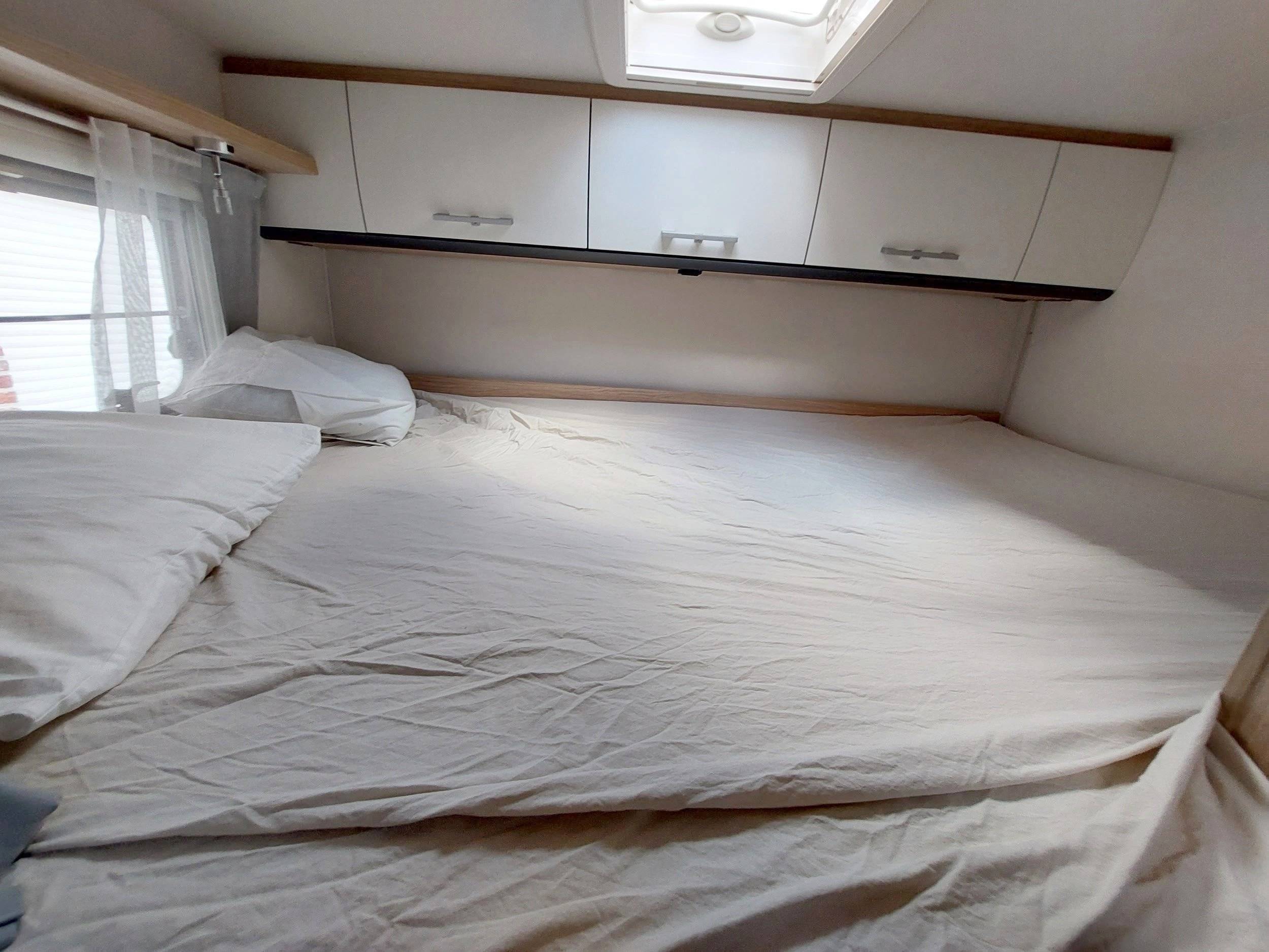 Slaapplaatsen Fiat 2,3 l 130 ch - Yescapa