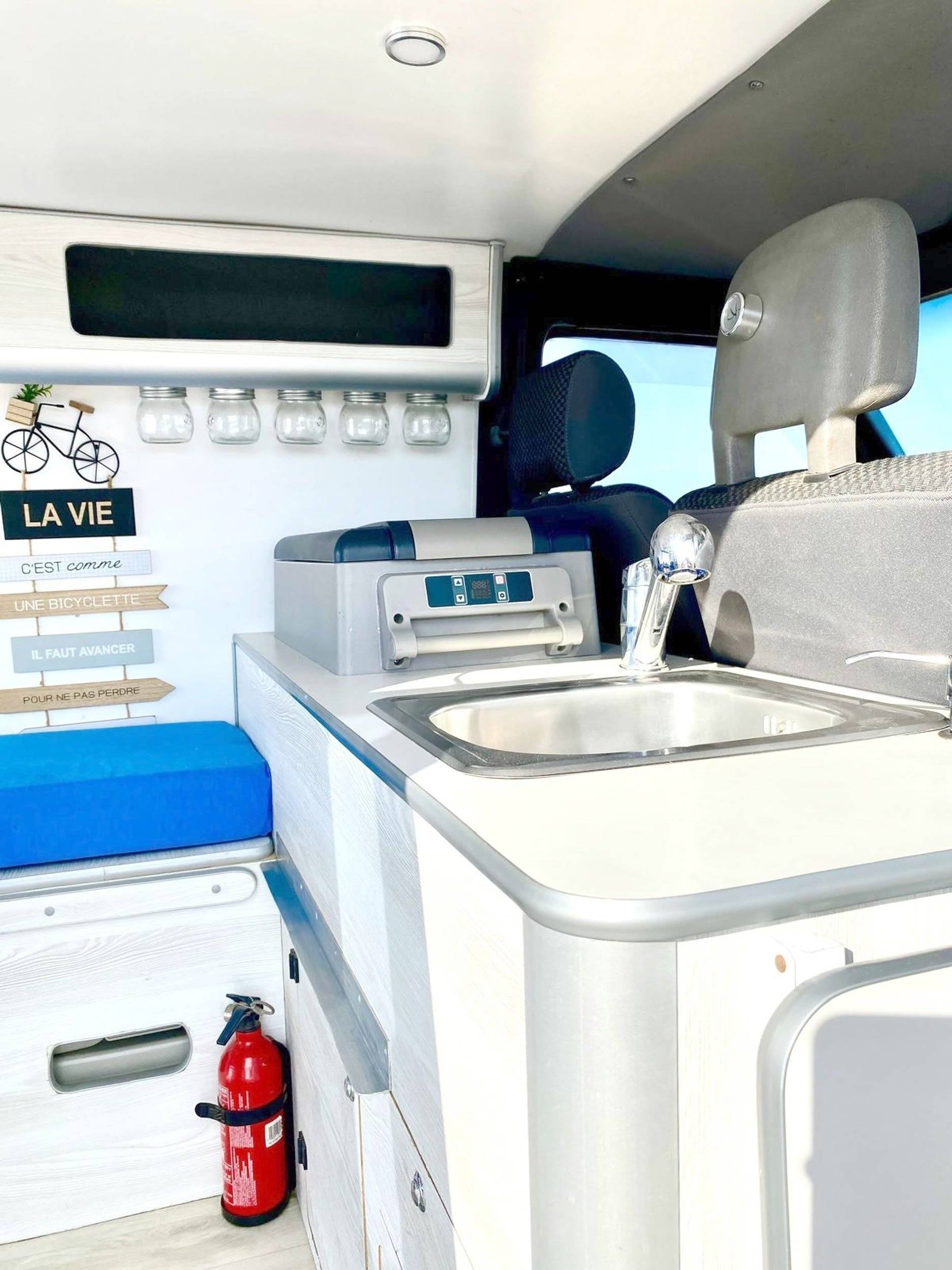 Volkswagen Transporter T4 2.4D