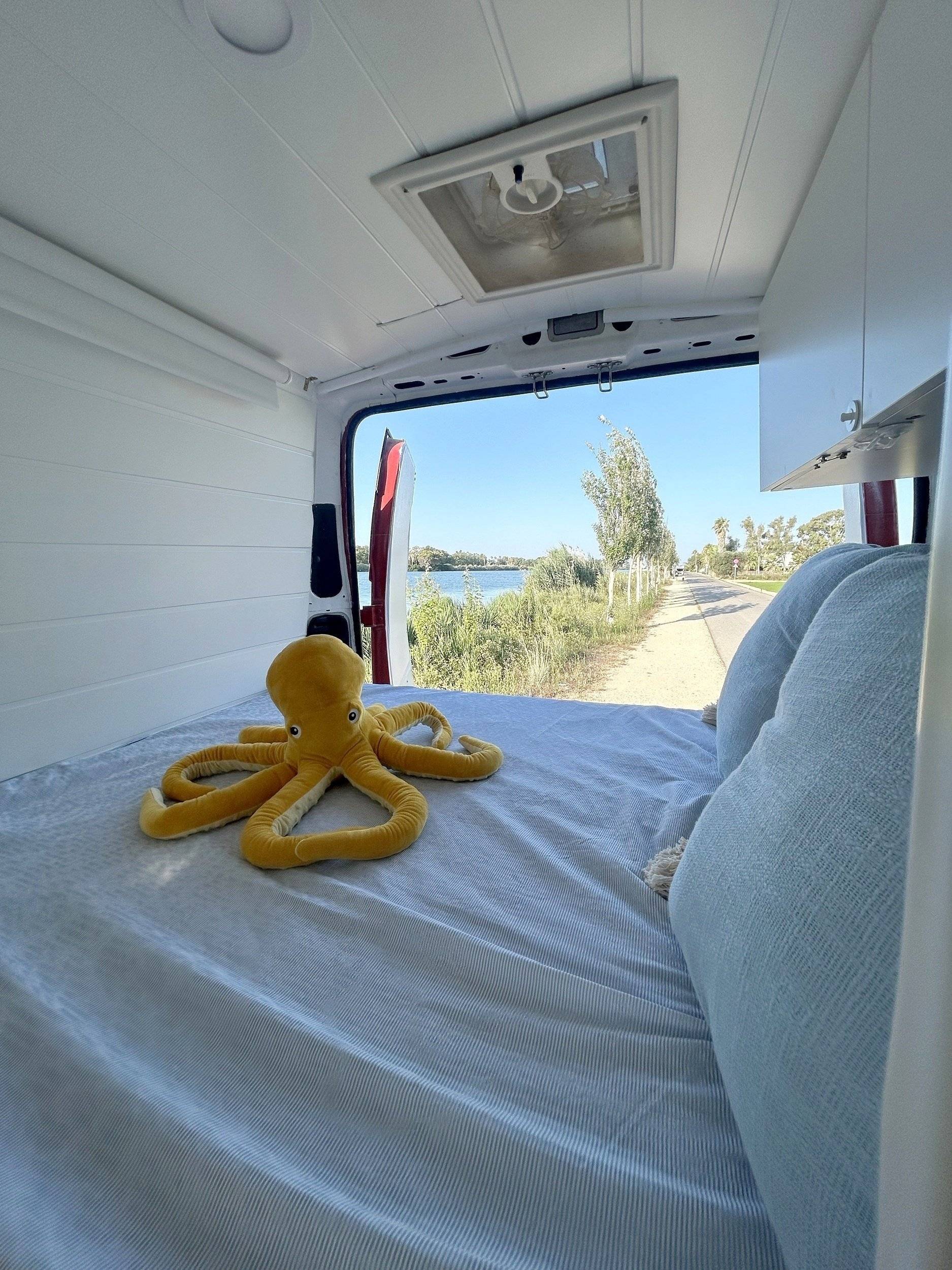 slaapplaatsen Citroën Jumper 2,2 l 150 ch - Yescapa