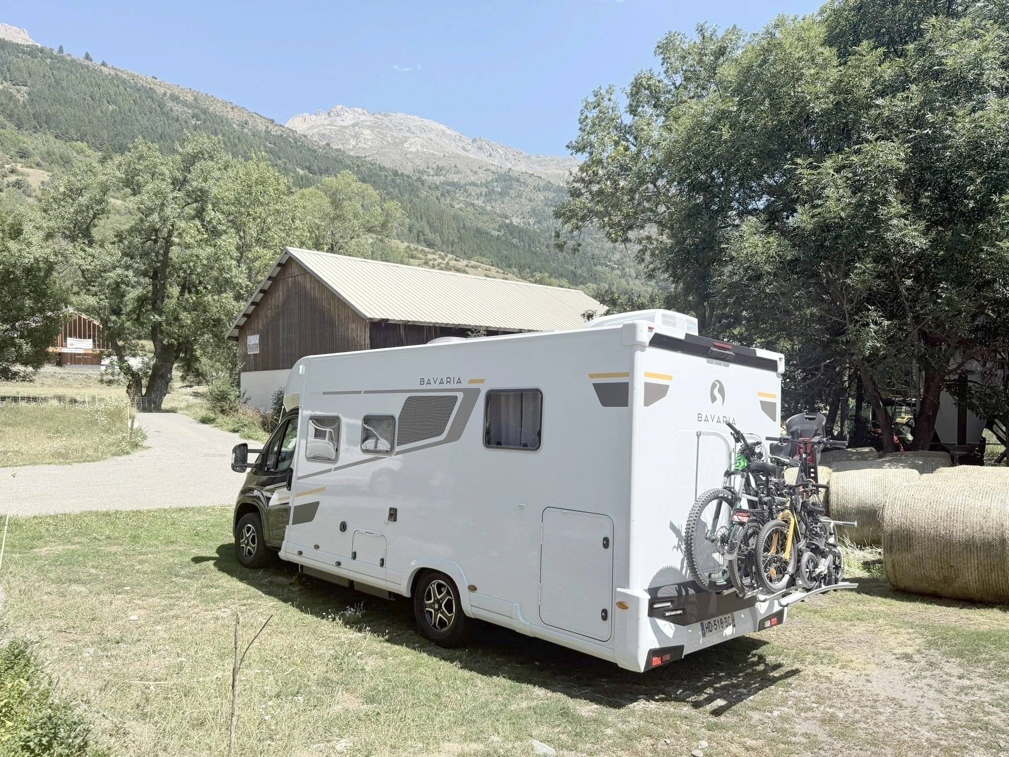 Bavaria 2,3 l 130 ch.