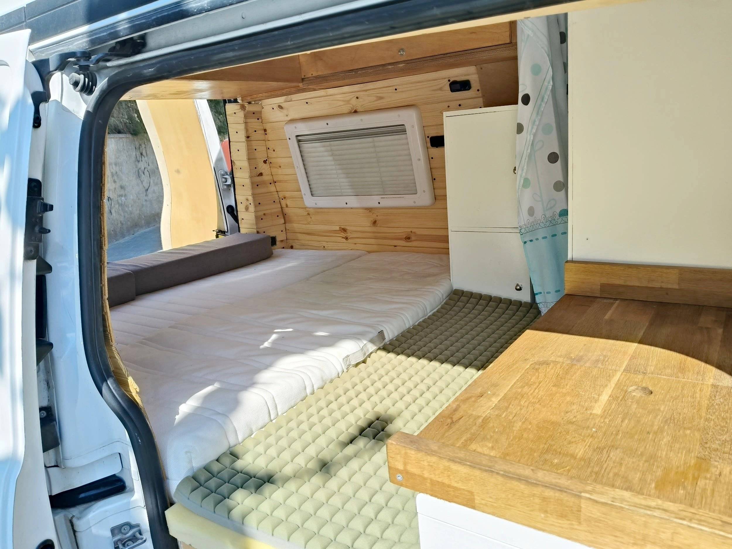 llits Ford Transit Custom 2,0 l 130 ch - Yescapa