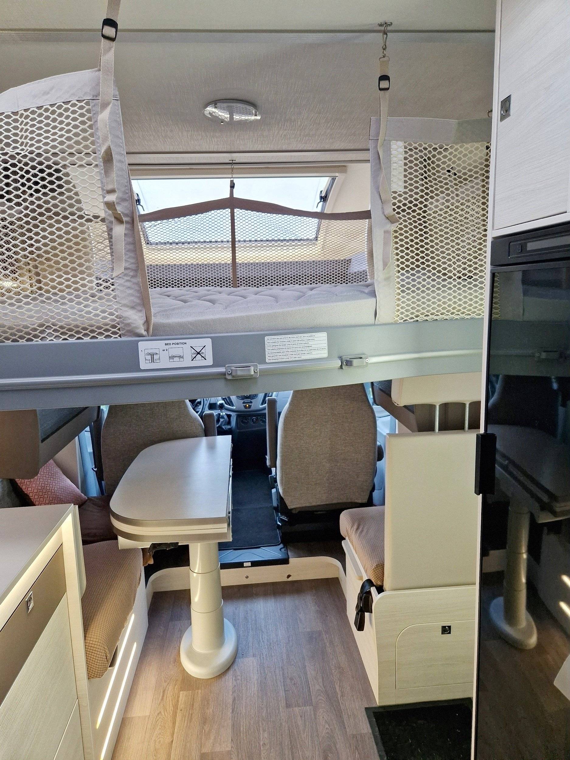 Couchages Ford ford transit - Yescapa