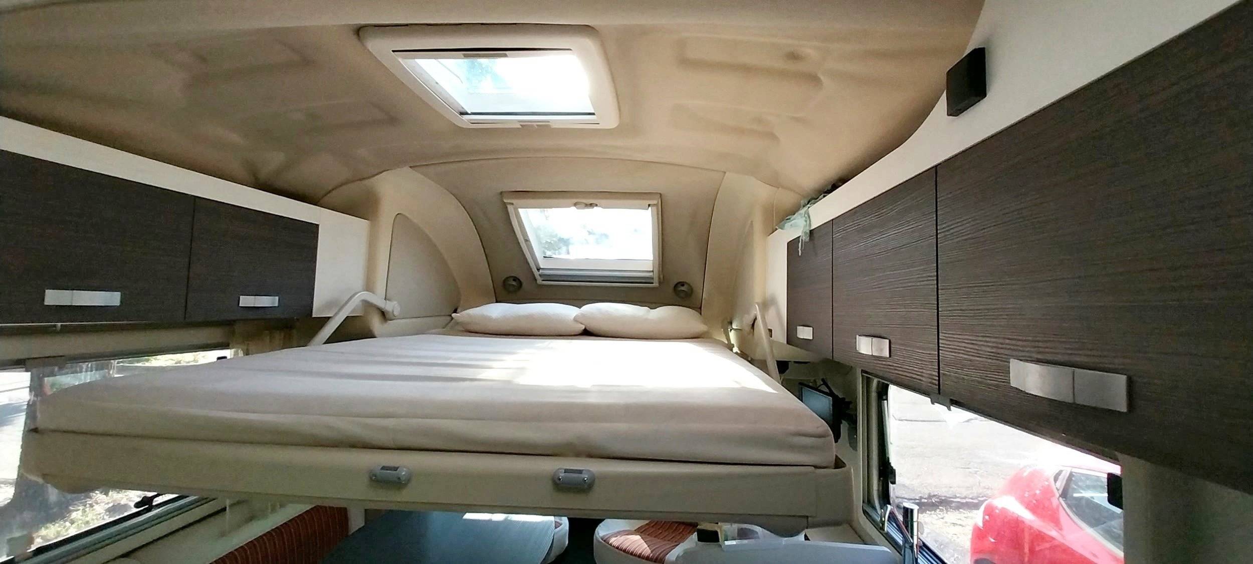 Couchages Fiat Ducato 2,3 l JTD 130 ch. - Yescapa