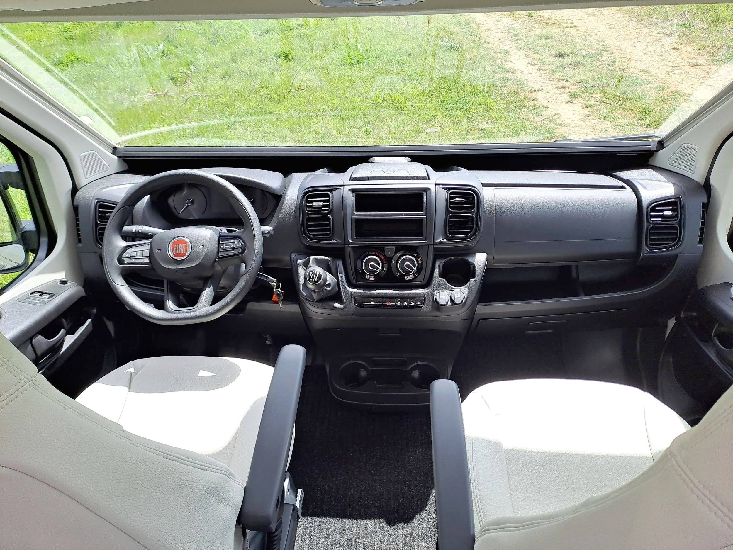 Mclouis Menfys VAN S-Line 3 Maxi