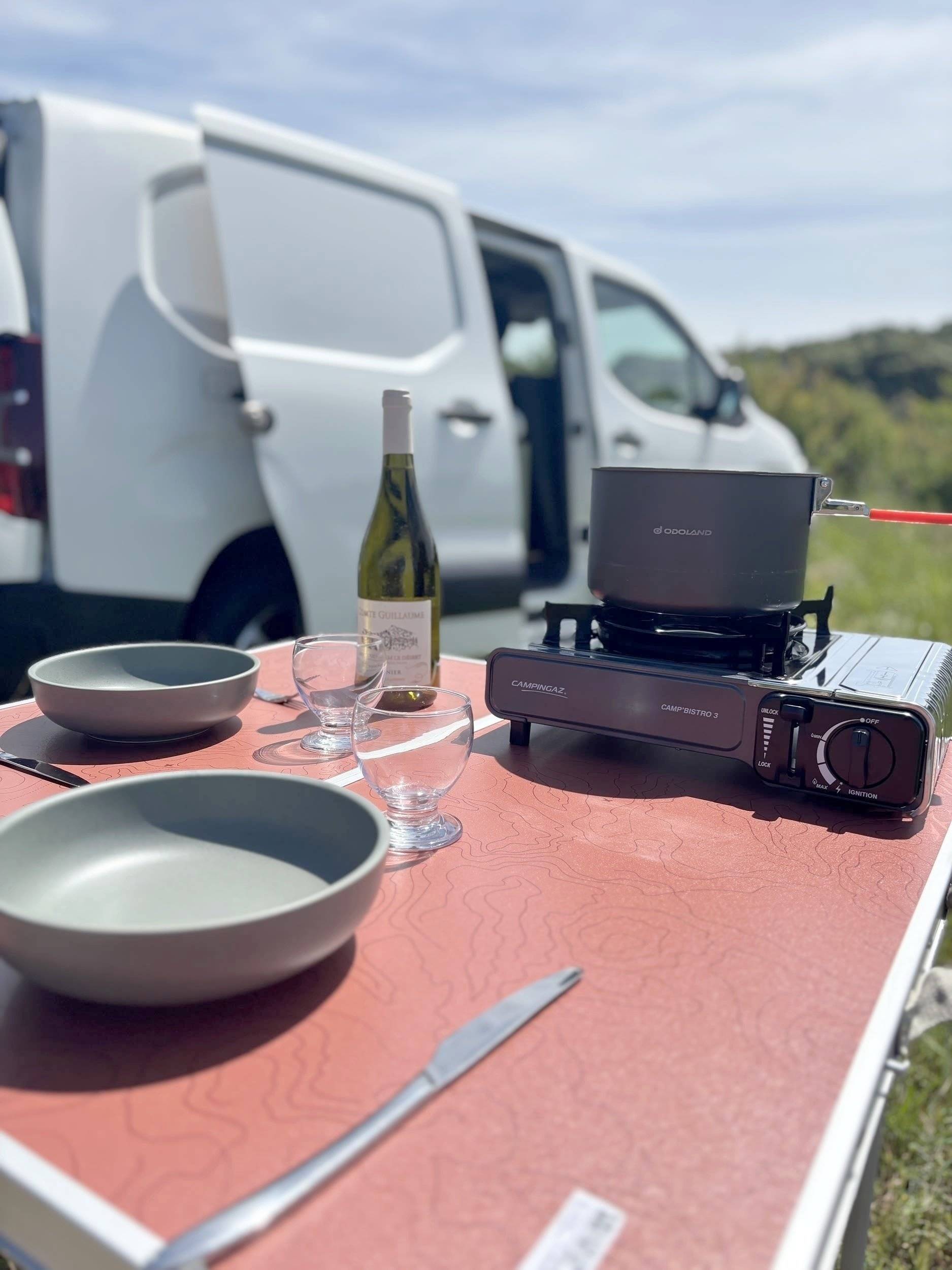Área de jantar Citroën Berlingo - Yescapa