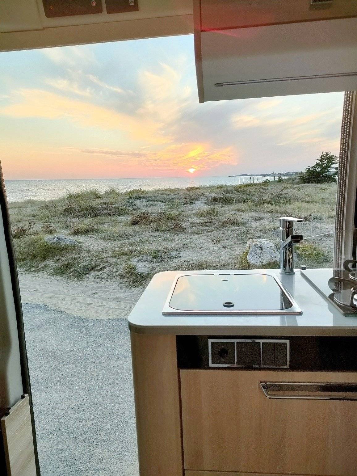 Campérêve 643 LIMITED