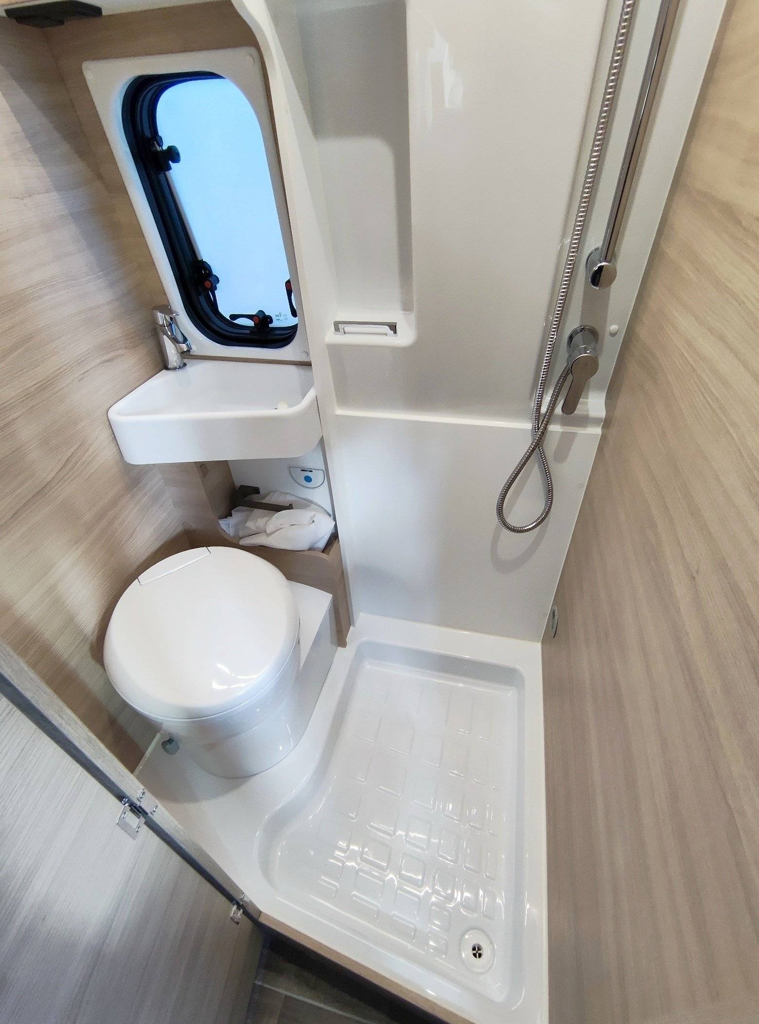 CI  KYROS K5 IRON GREY- 4 PL- Nº 1