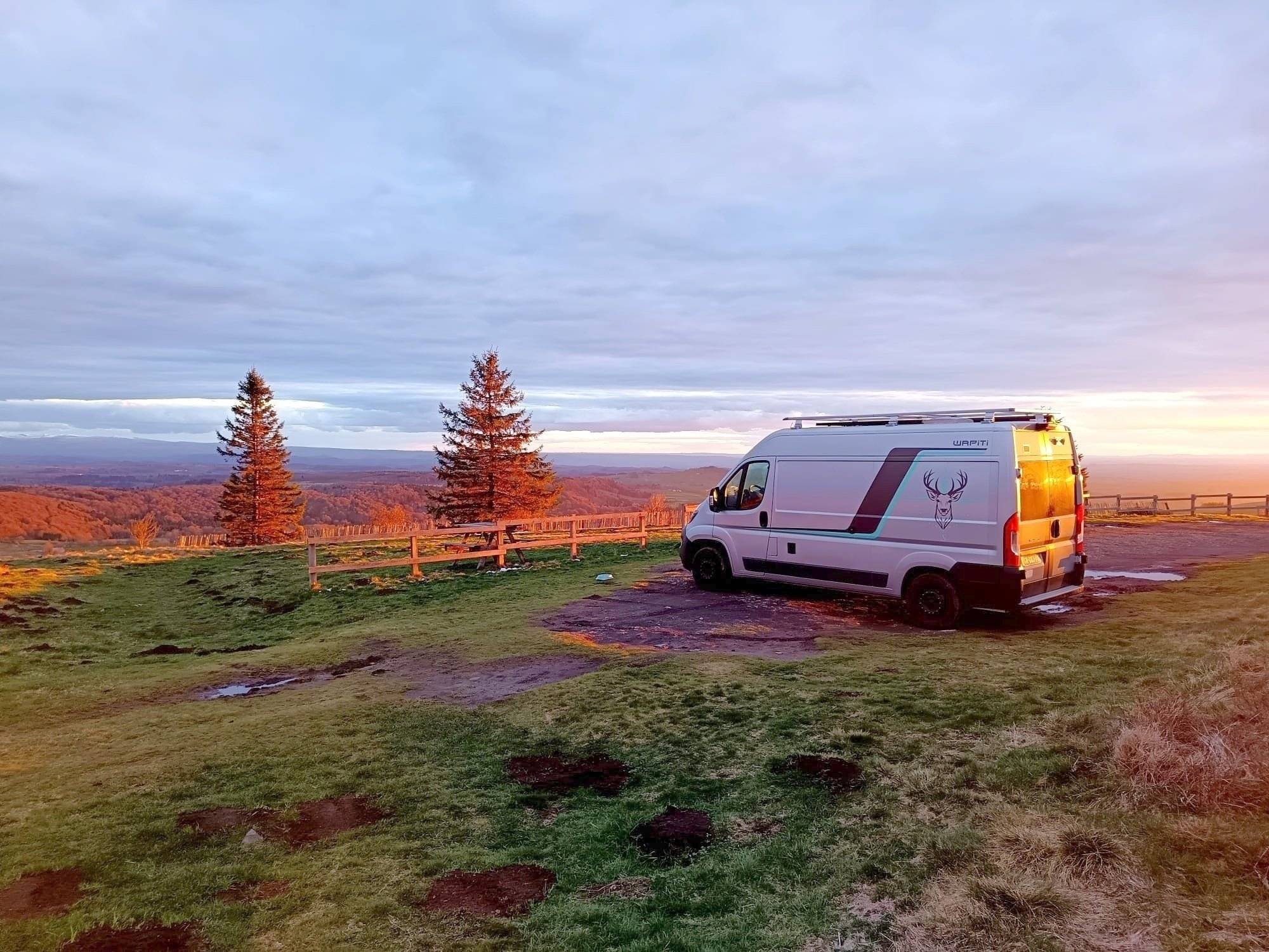 Alpes Camping-Car Peugeot boxer