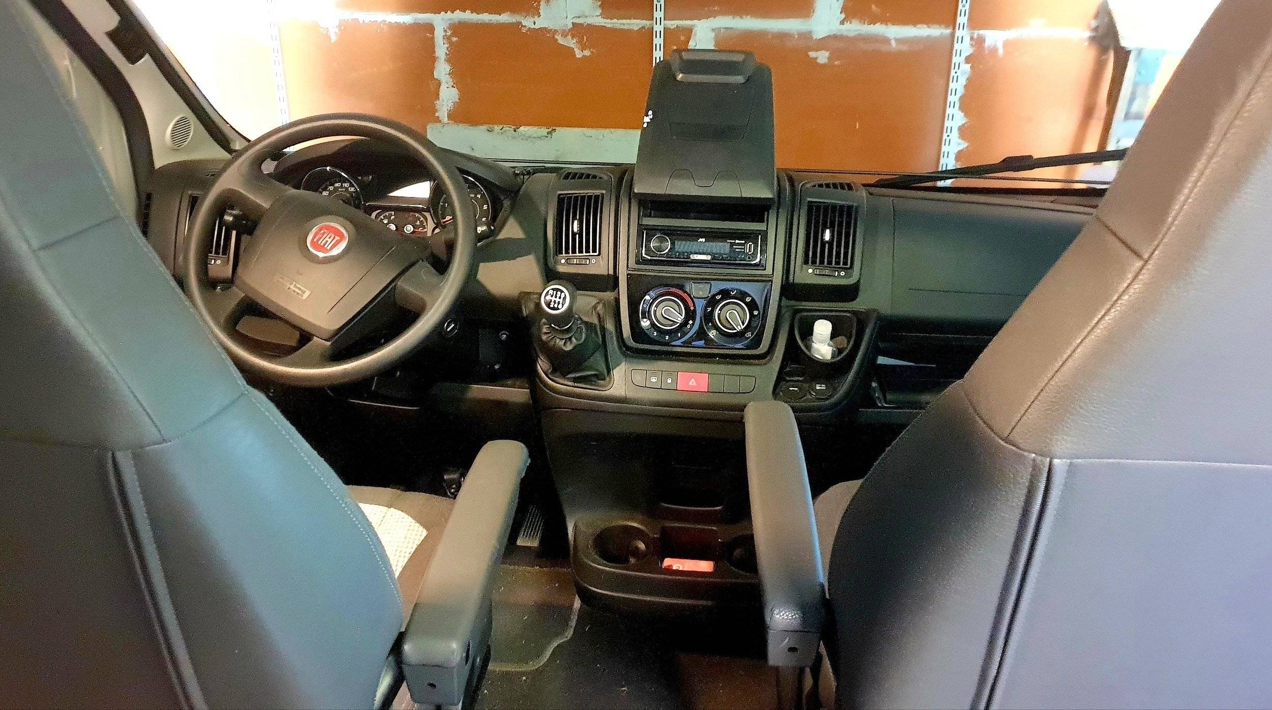 Adria ADRIA TWIN 600 SPB SUPREM