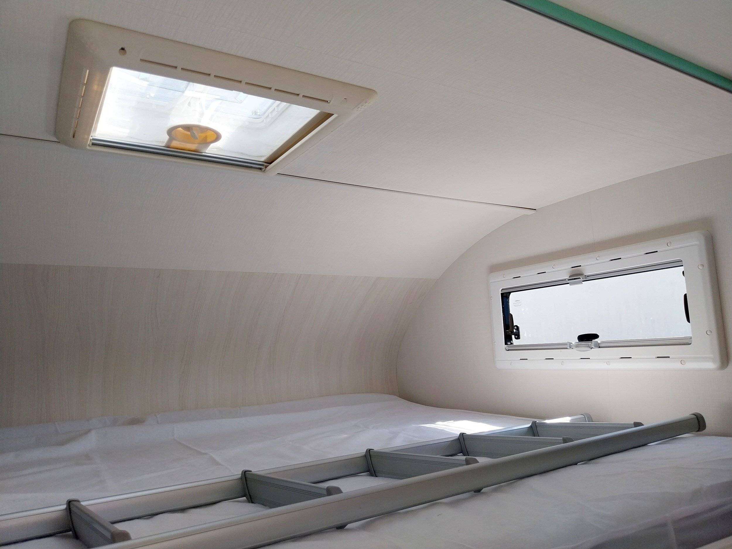 Challenger CHALLENGER GENESIS C266