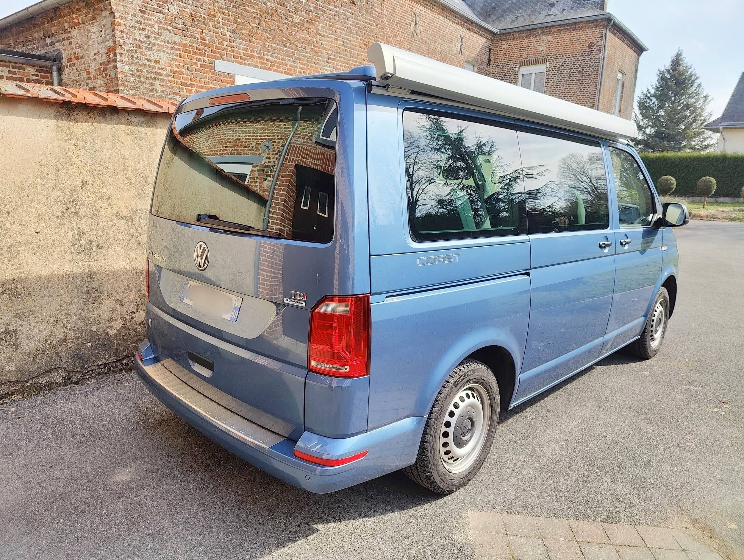 Volkswagen T6 California Coast