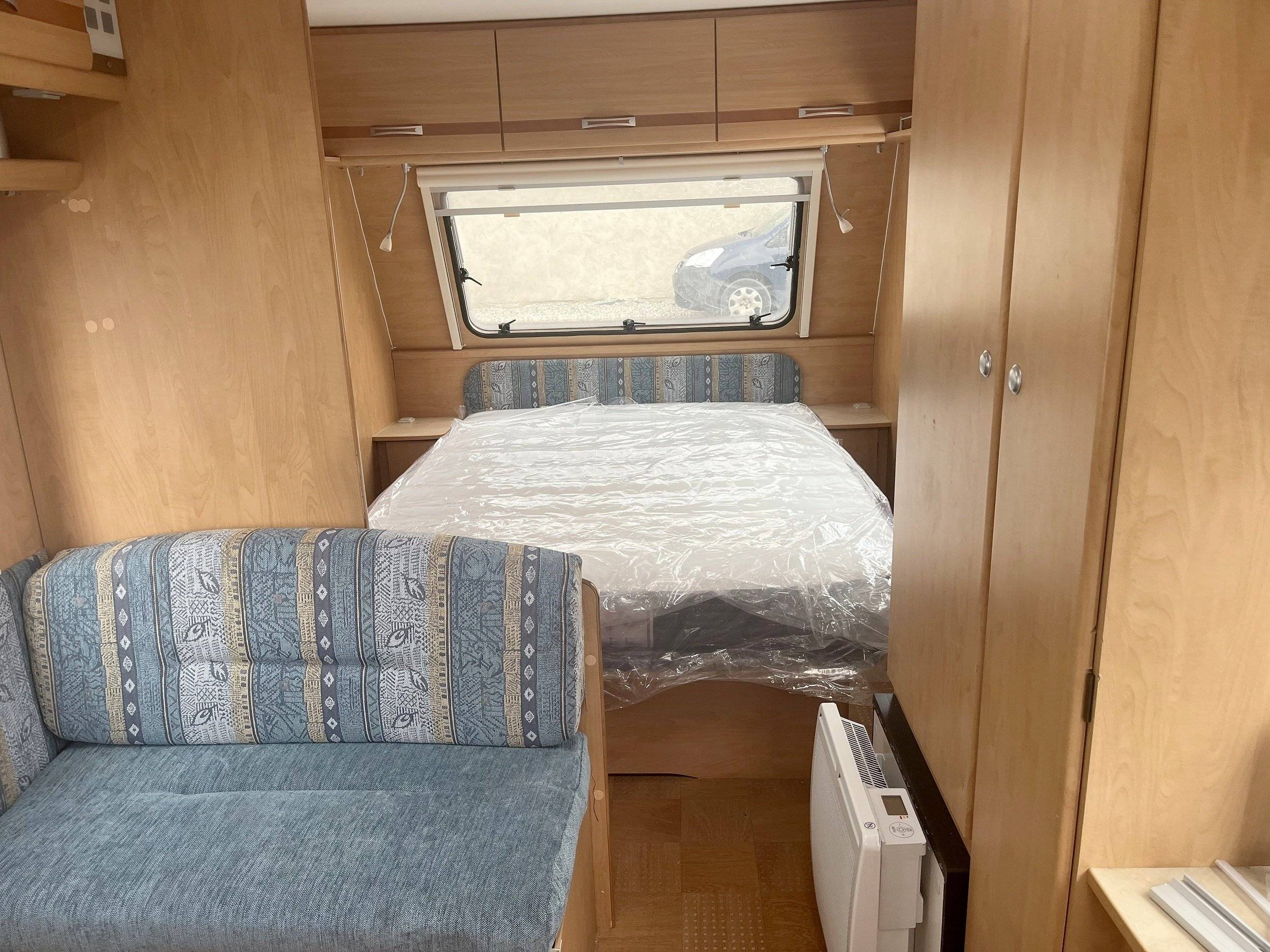 Berth  - Yescapa