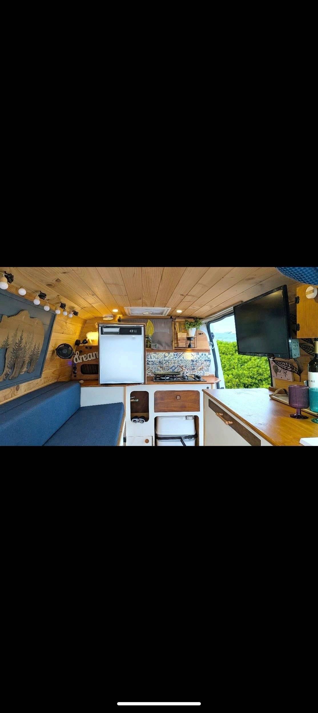 Volkswagen Transporter T4 2.4D