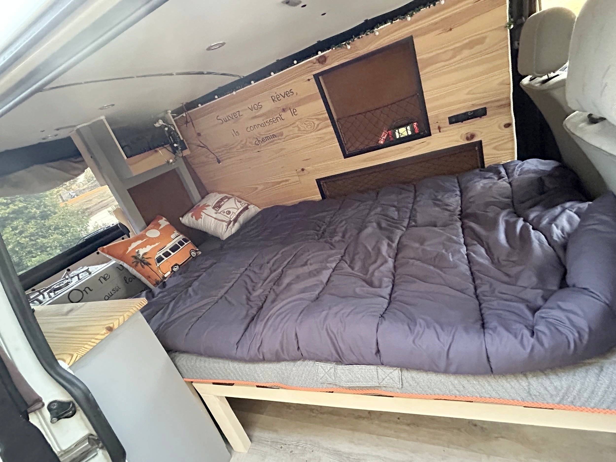 Volkswagen Transporter T4 2.4D