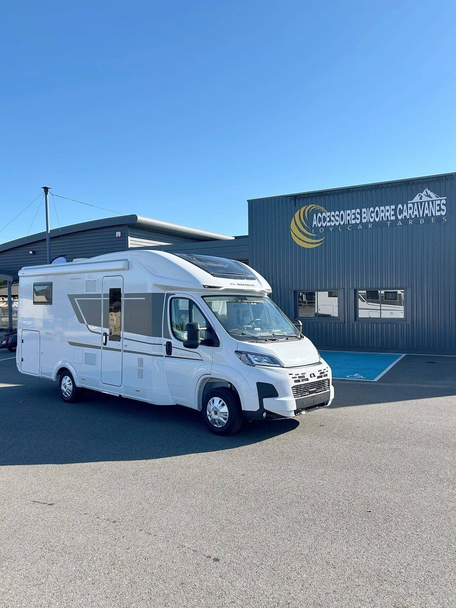 Adria MATRIX AXESS 650SC