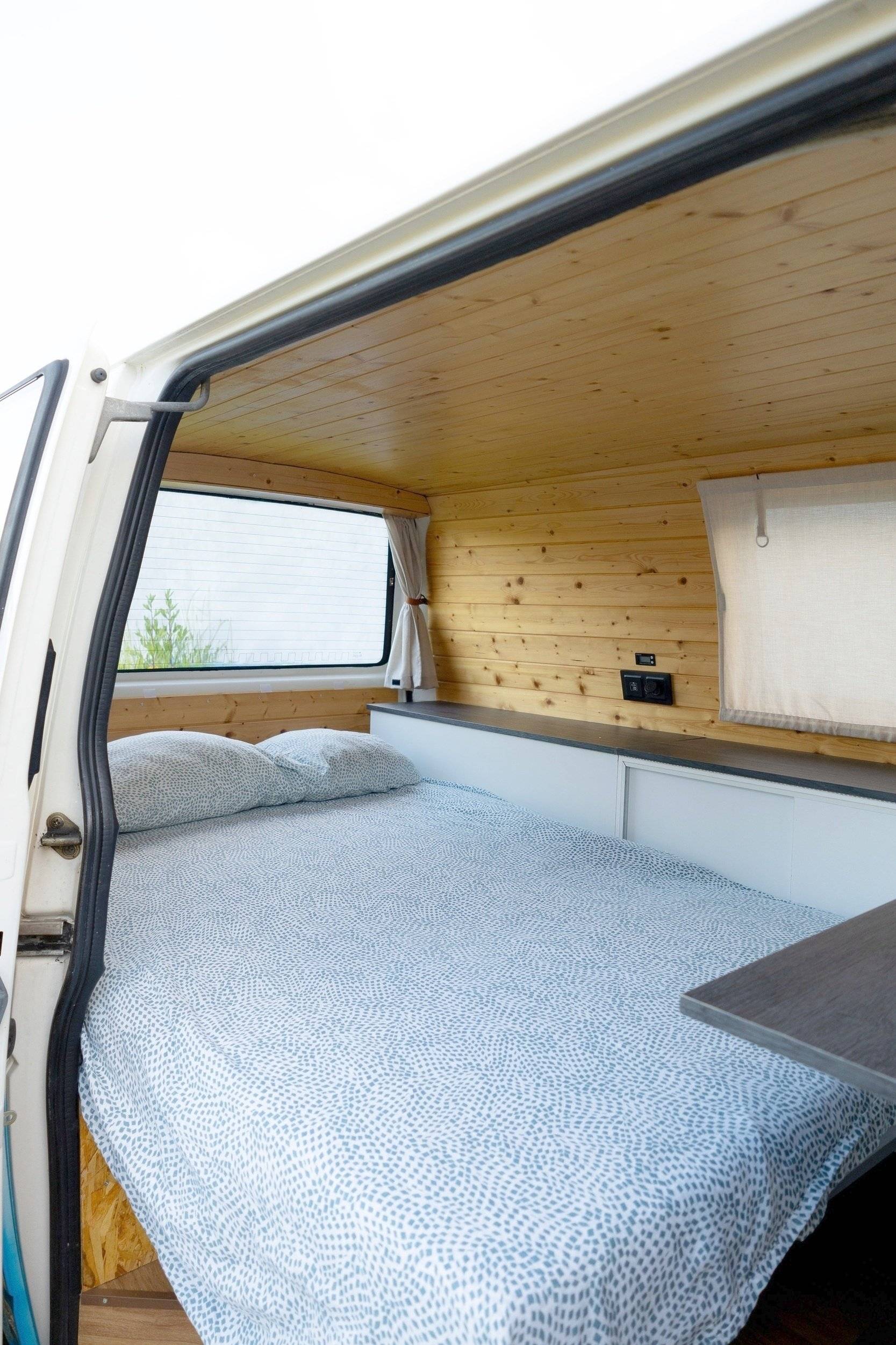 Berth Volkswagen Volkswagen T4 Transporter - Yescapa