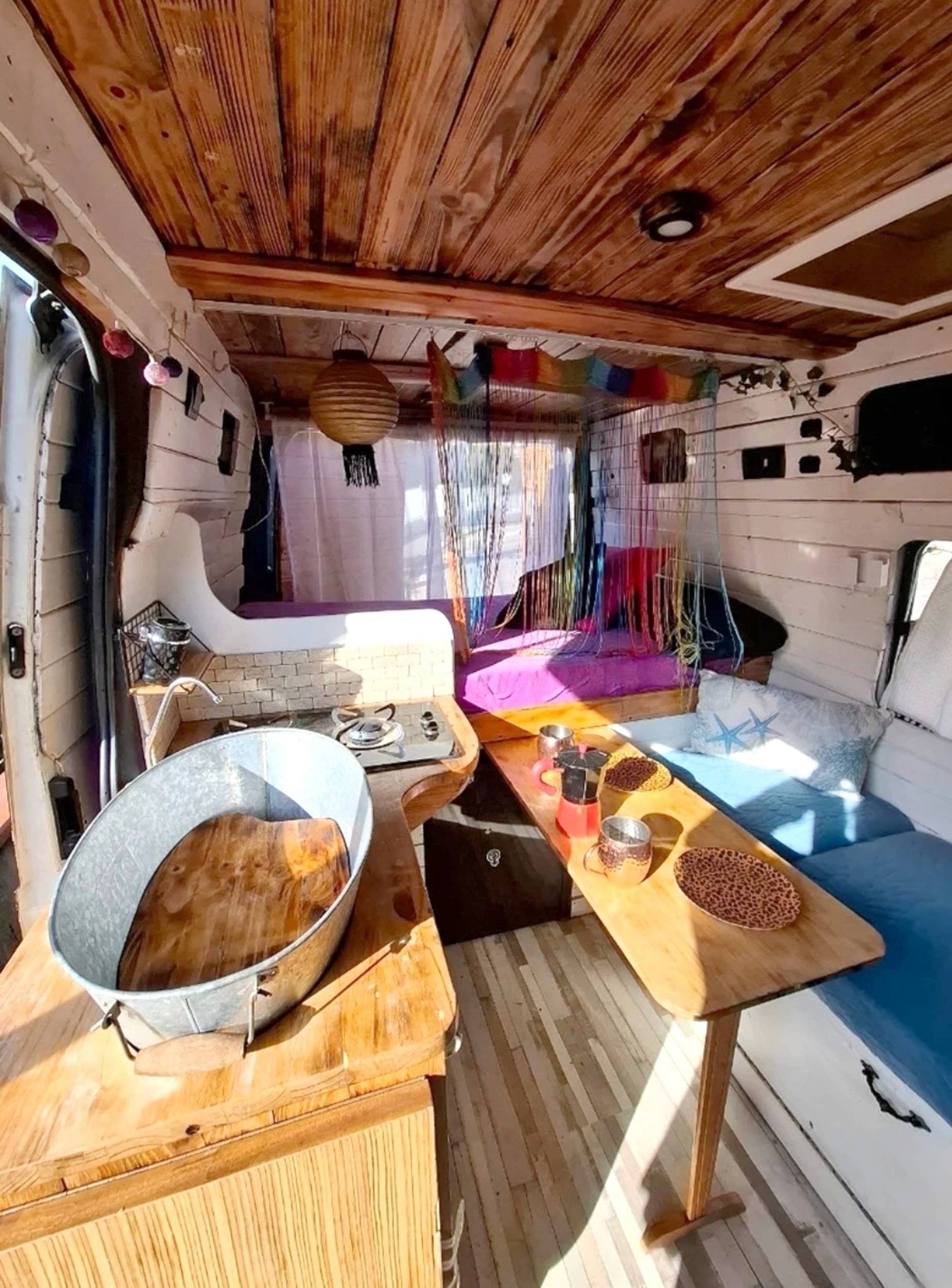 Ford Transit 2,5 l TDCi 140 ch.