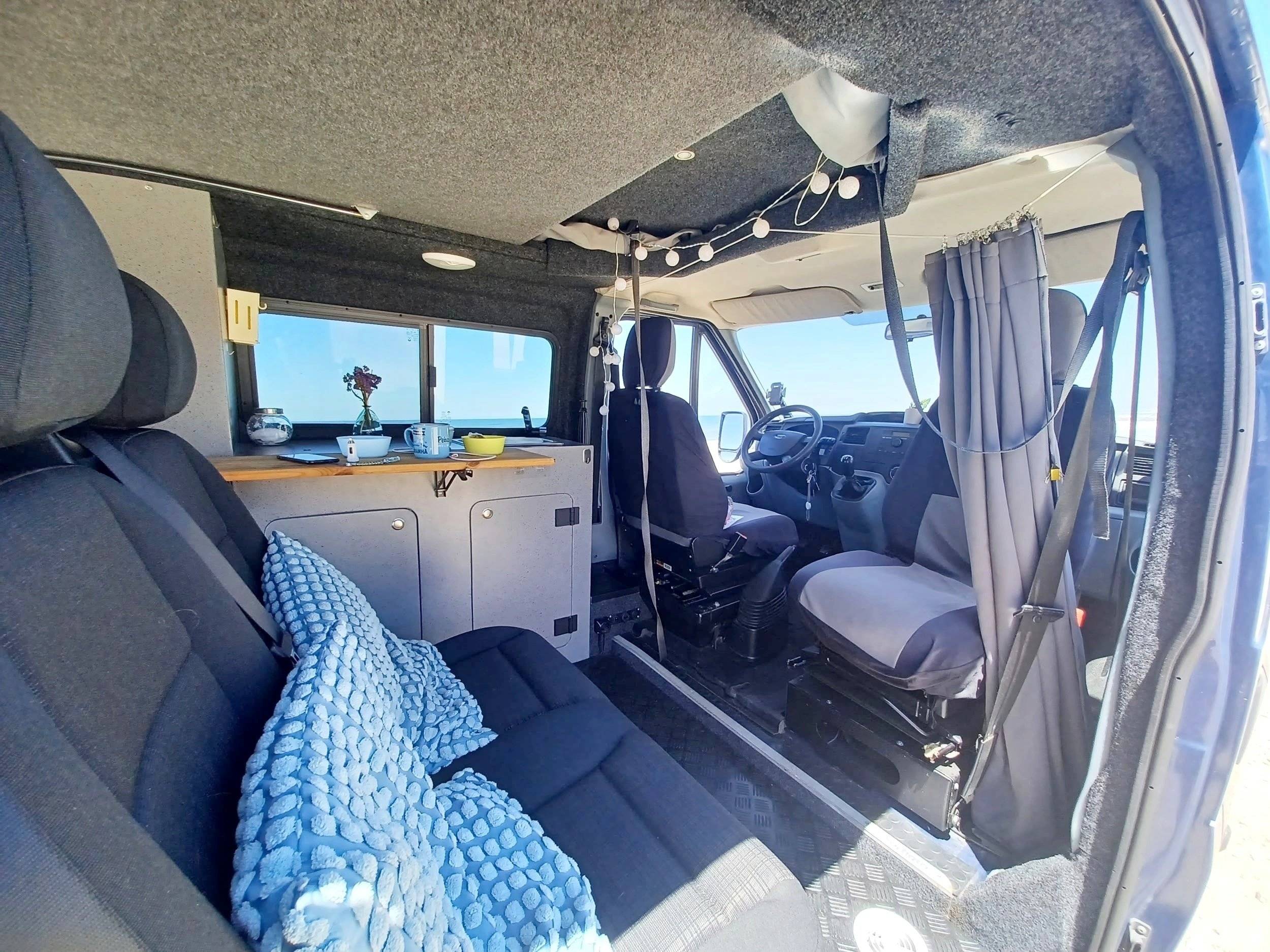 Dining Area Ford Transit - Yescapa